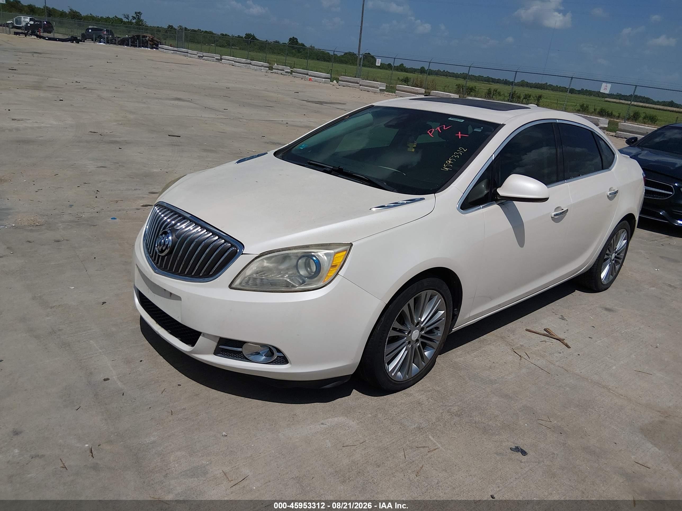 2015 Buick Verano Premium Turbo Group White vin: 1G4PT5SV5F4102564