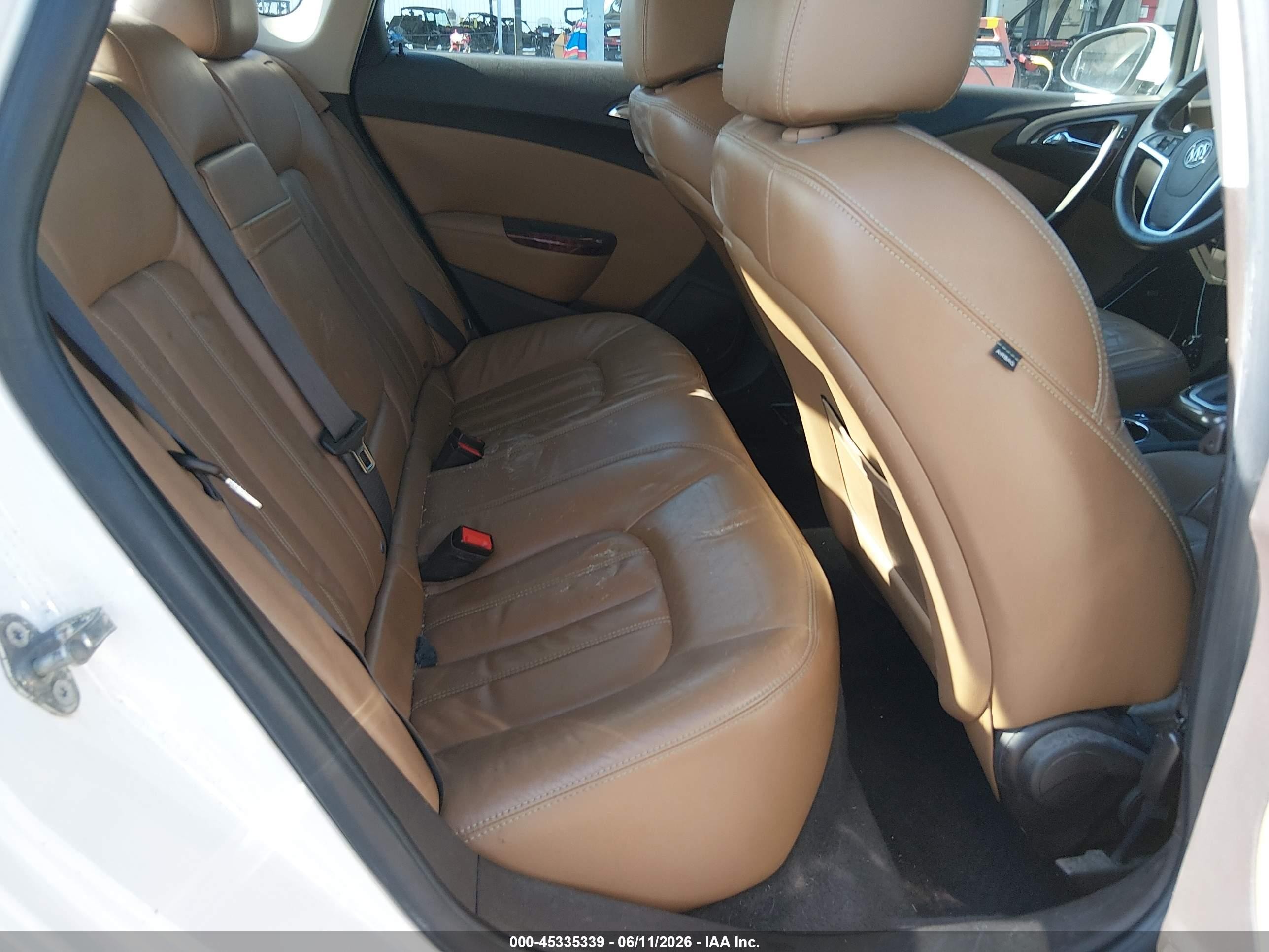 2013 Buick Verano Premium Group White vin: 1G4PT5SVXD4235897