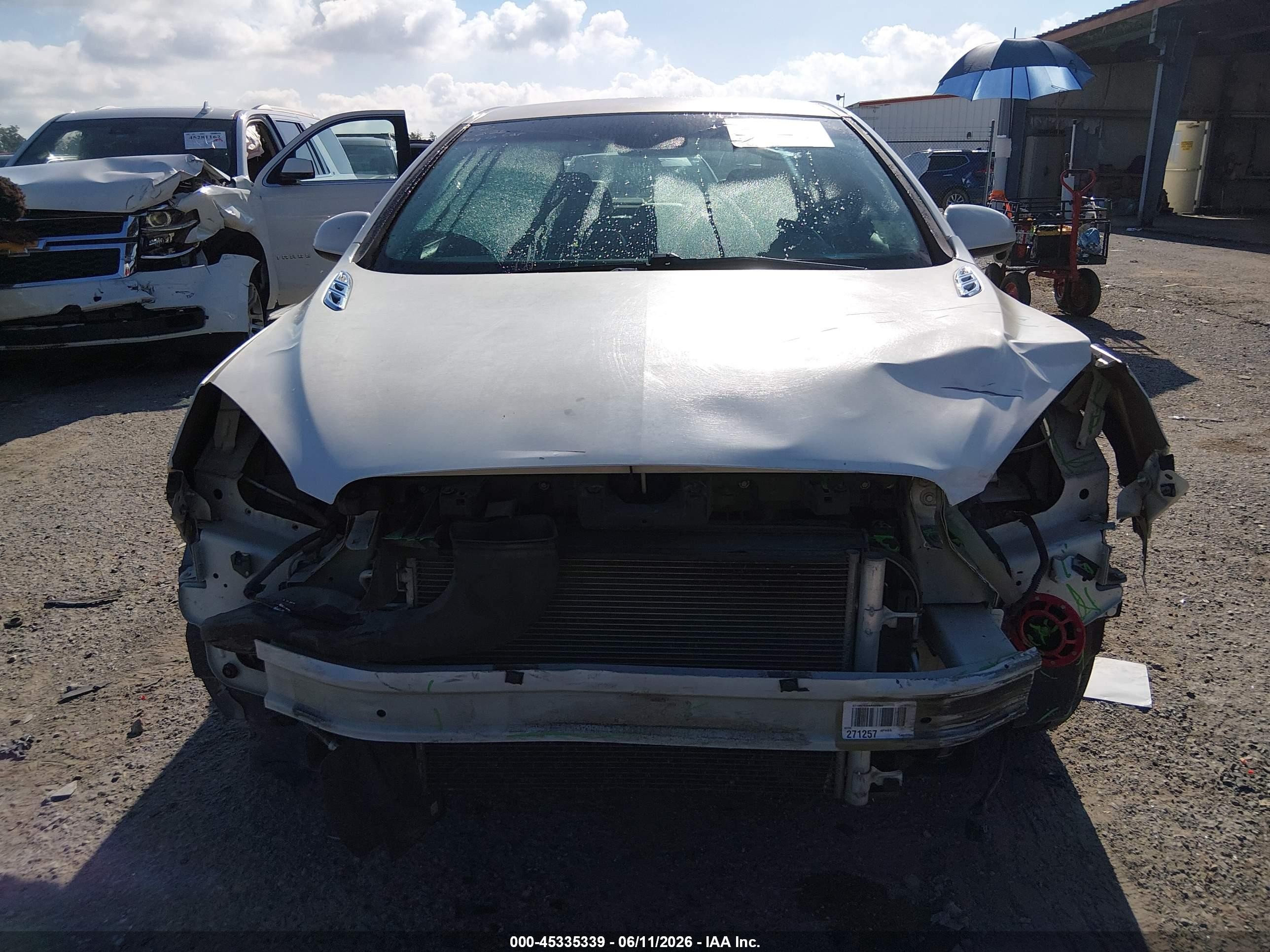 2013 Buick Verano Premium Group White vin: 1G4PT5SVXD4235897