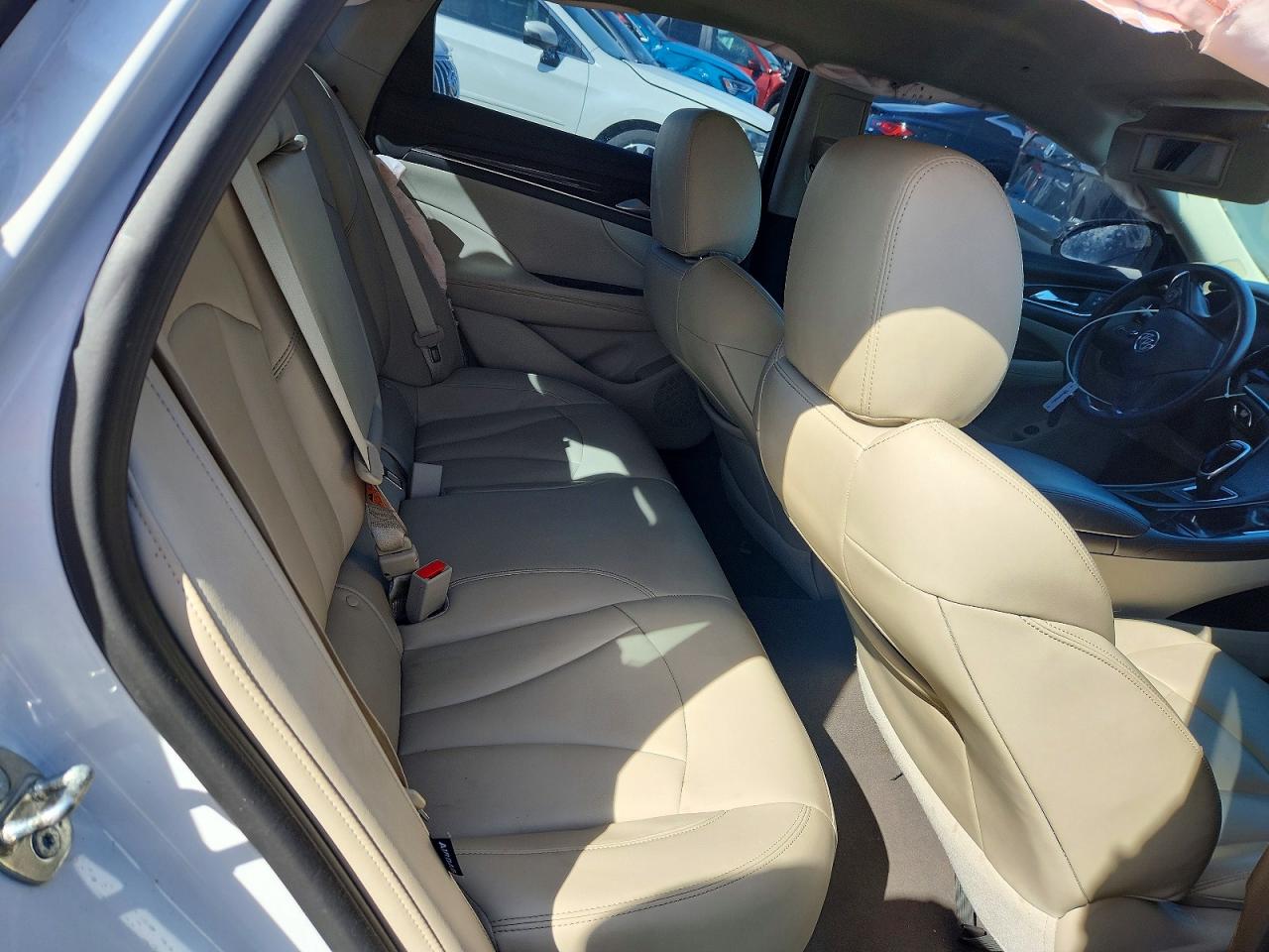 2017 Buick Lacrosse Preferred White vin: 1G4ZN5SS0HU132535
