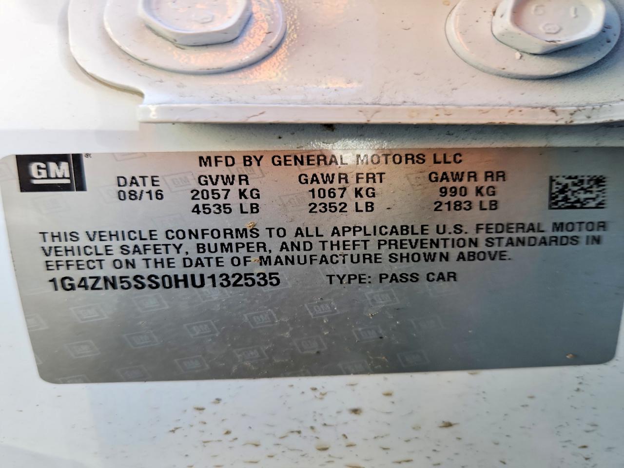 2017 Buick Lacrosse Preferred White vin: 1G4ZN5SS0HU132535