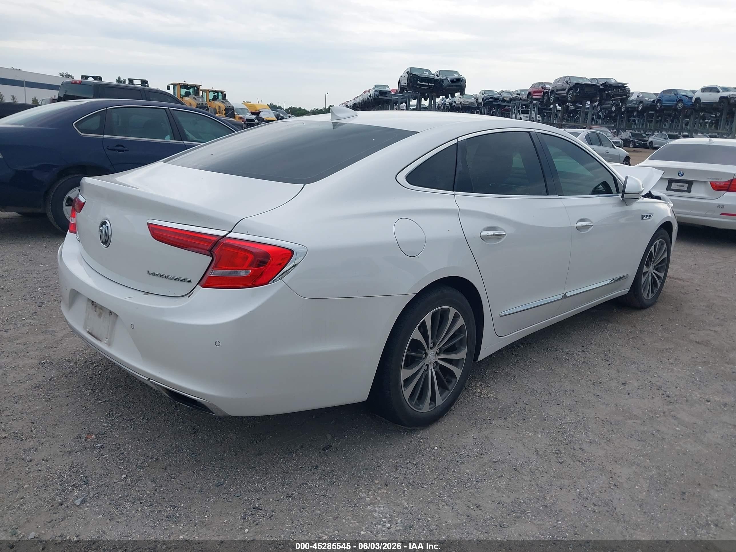 2017 Buick Lacrosse Essence White vin: 1G4ZP5SS1HU182645