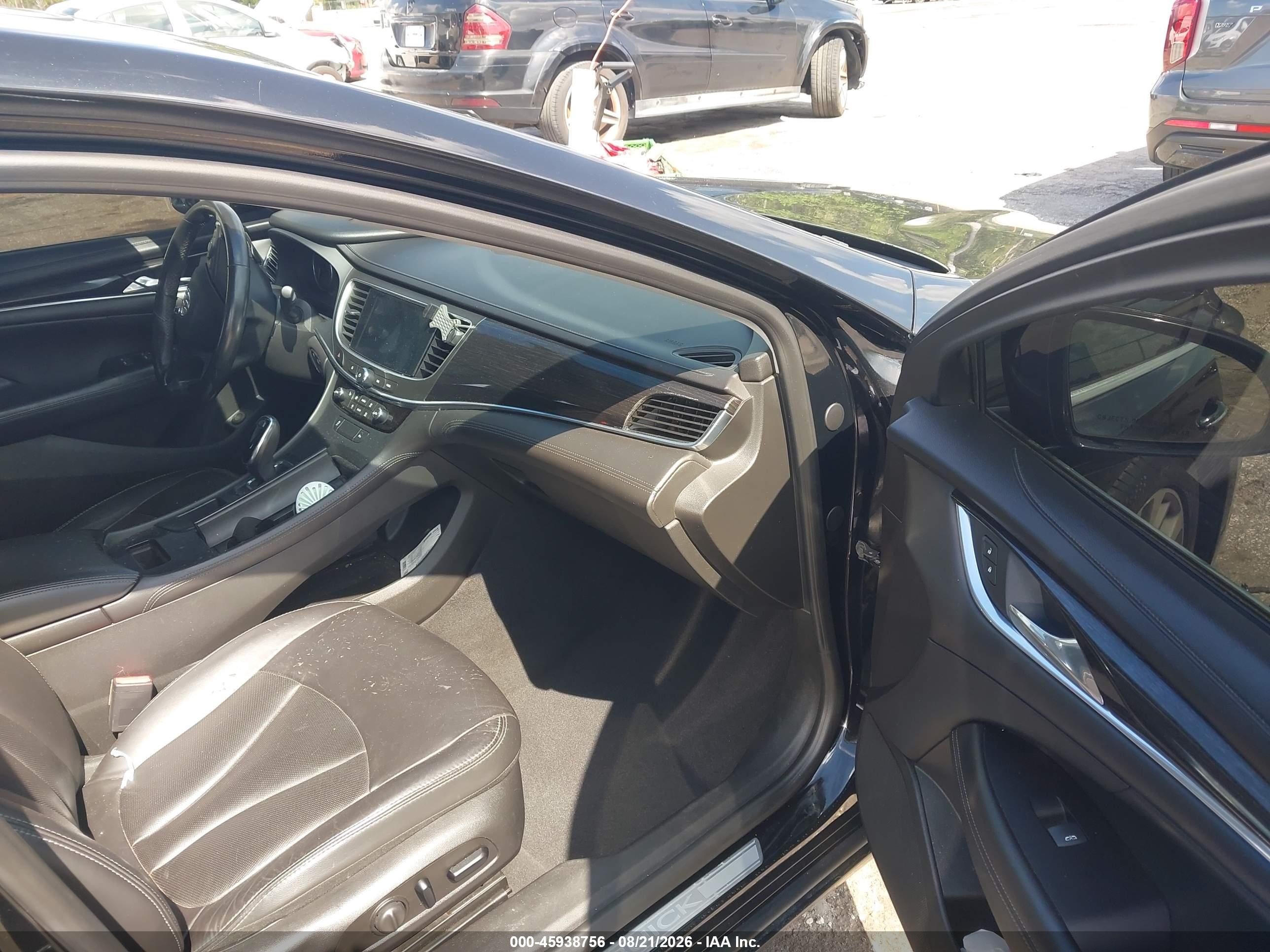 2017 Buick Lacrosse Essence Black vin: 1G4ZP5SS7HU210447