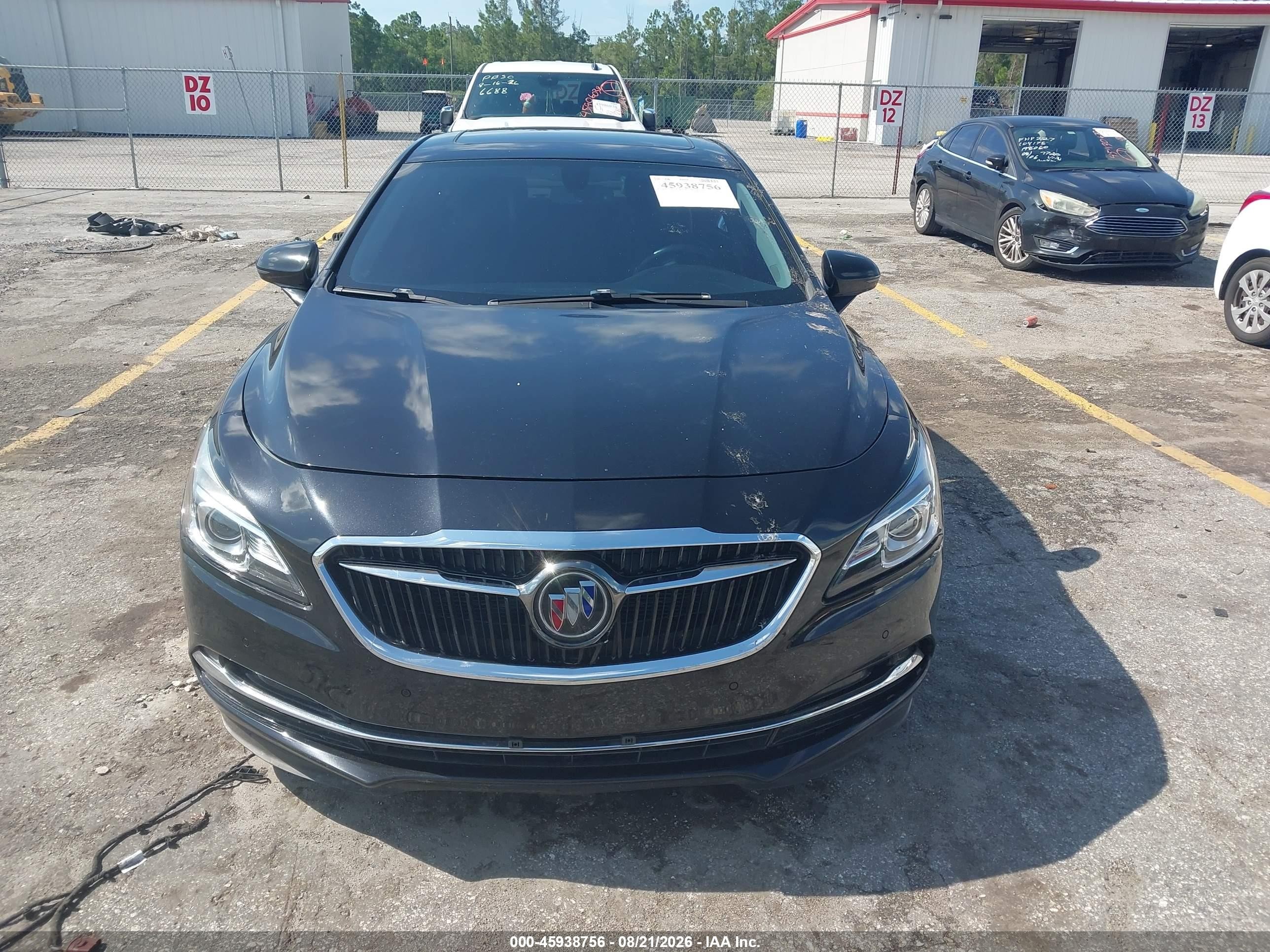2017 Buick Lacrosse Essence Black vin: 1G4ZP5SS7HU210447
