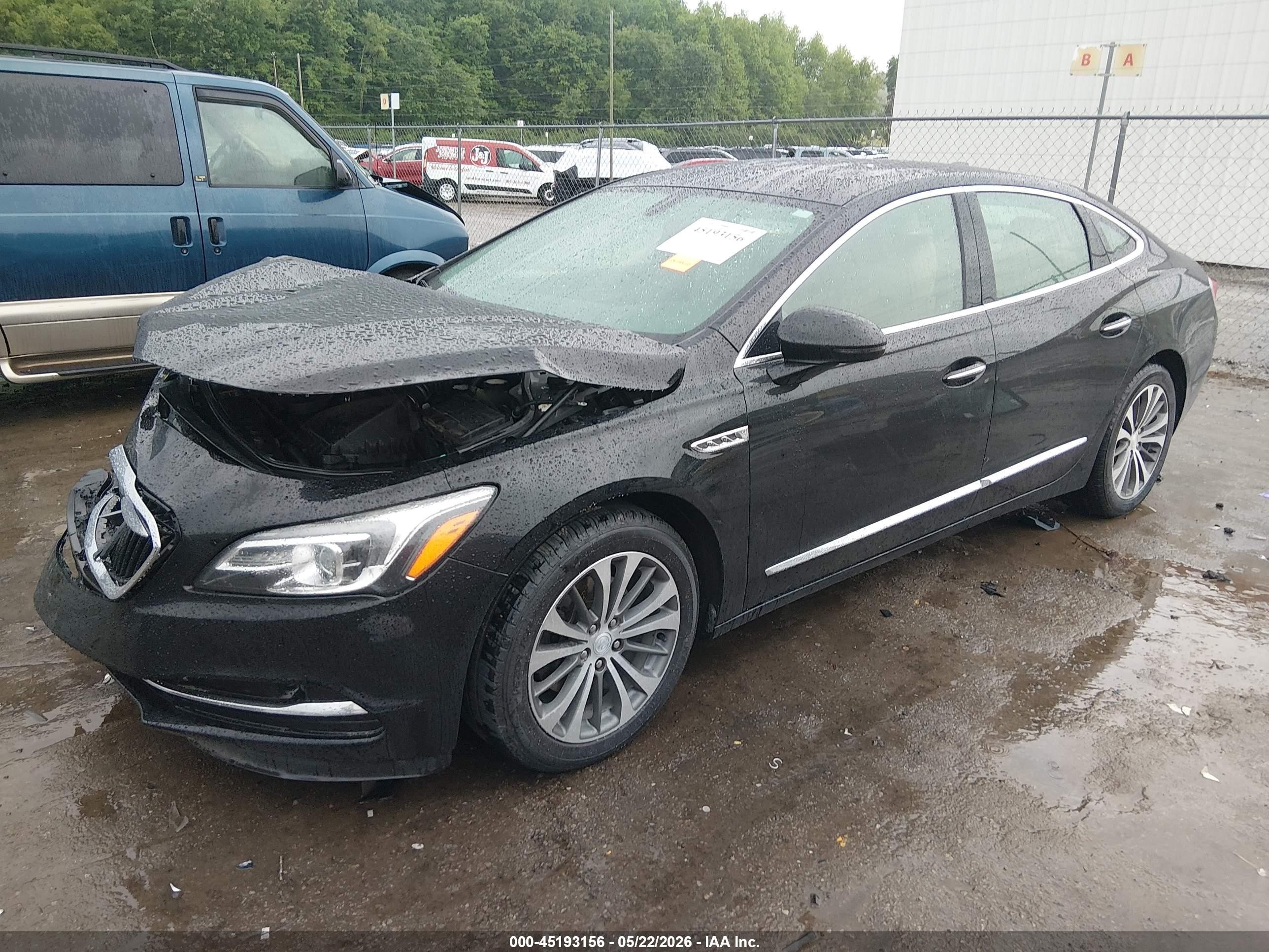 2018 Buick Lacrosse Essence Black vin: 1G4ZP5SS7JU145430