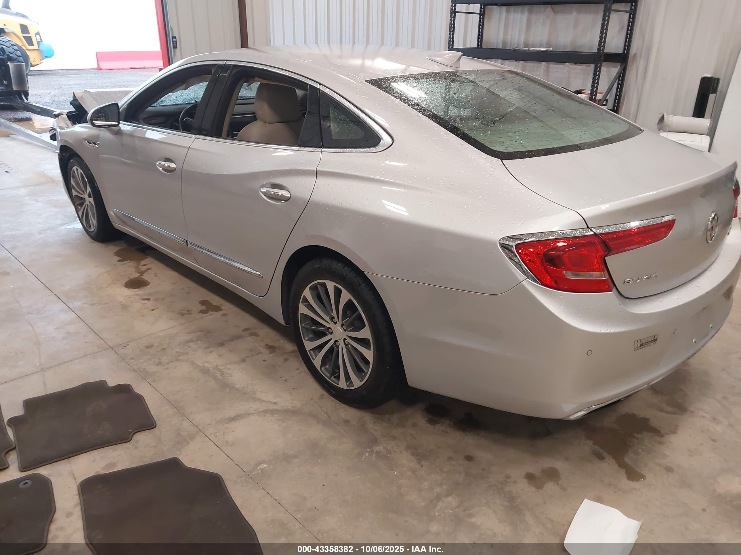2018 Buick Lacrosse Premium Silver vin: 1G4ZR5SS1JU129198