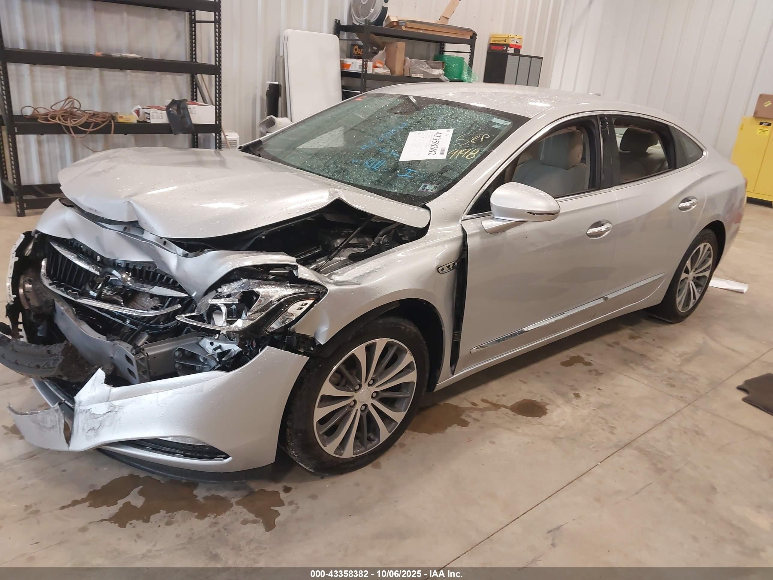 2018 Buick Lacrosse Premium Silver vin: 1G4ZR5SS1JU129198
