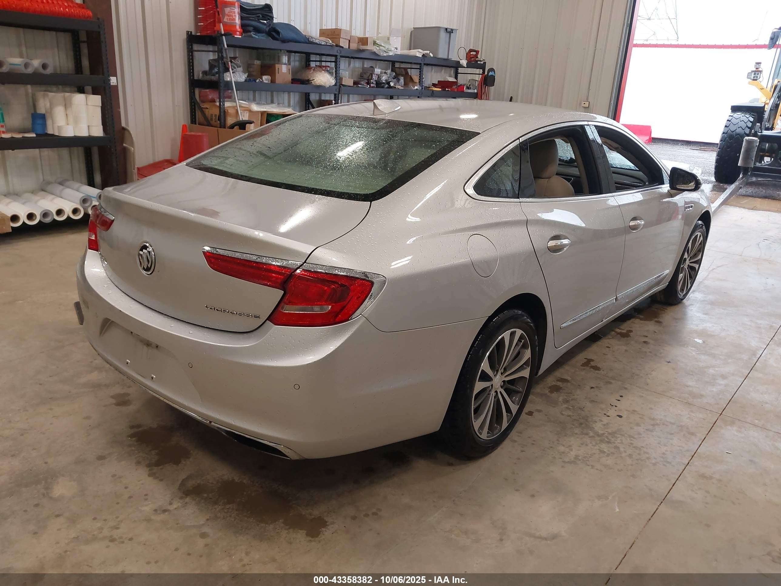 2018 Buick Lacrosse Premium Silver vin: 1G4ZR5SS1JU129198