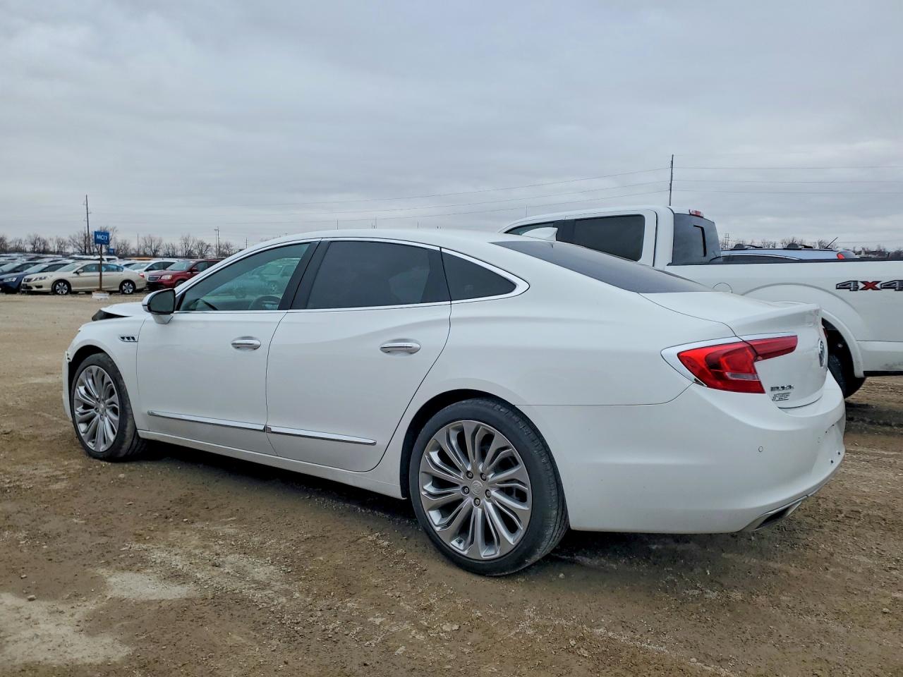 2017 Buick Lacrosse Premium White vin: 1G4ZR5SS6HU169092