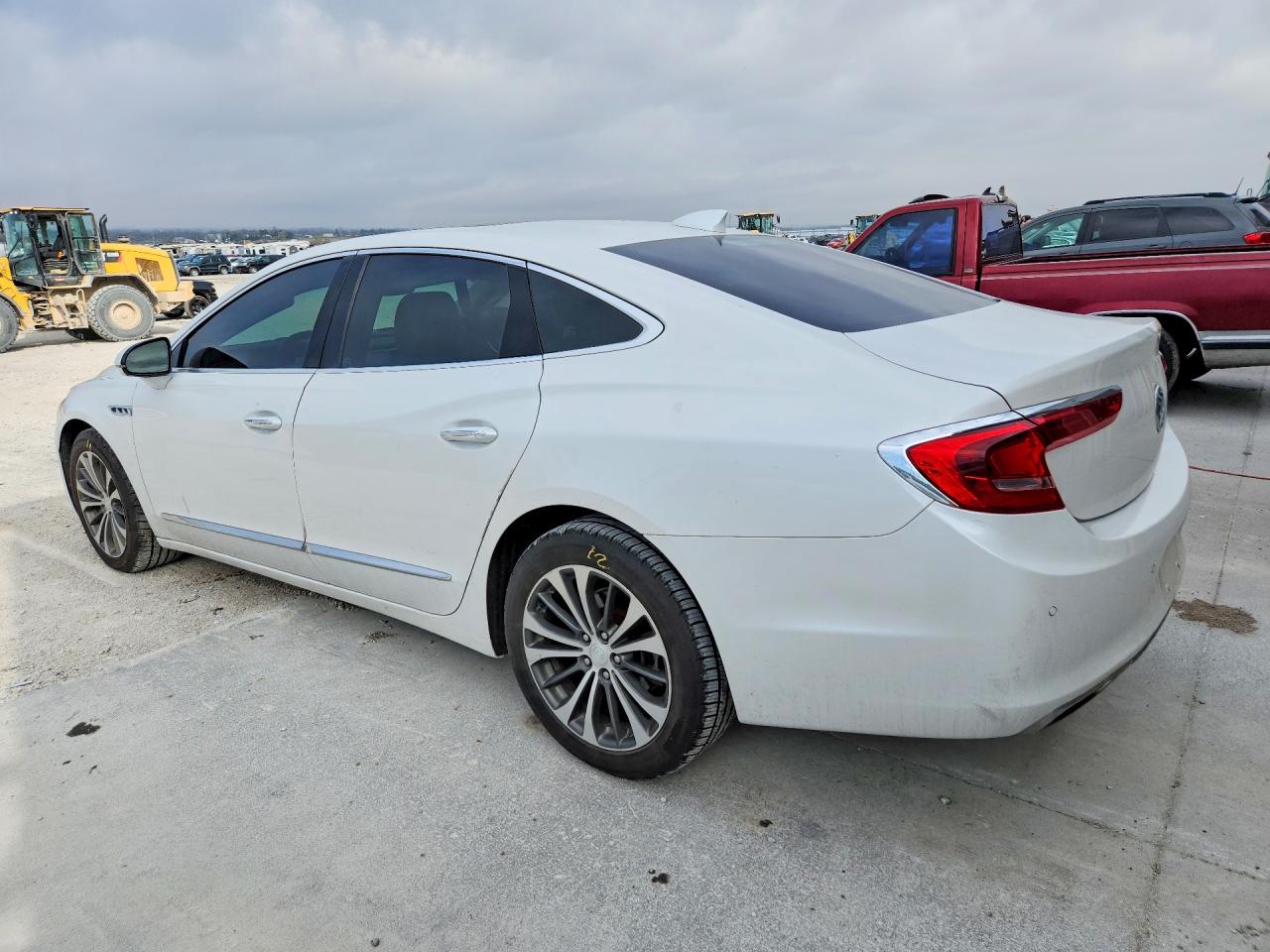 2019 Buick Lacrosse Essence White vin: 1G4ZR5SS8KU114893
