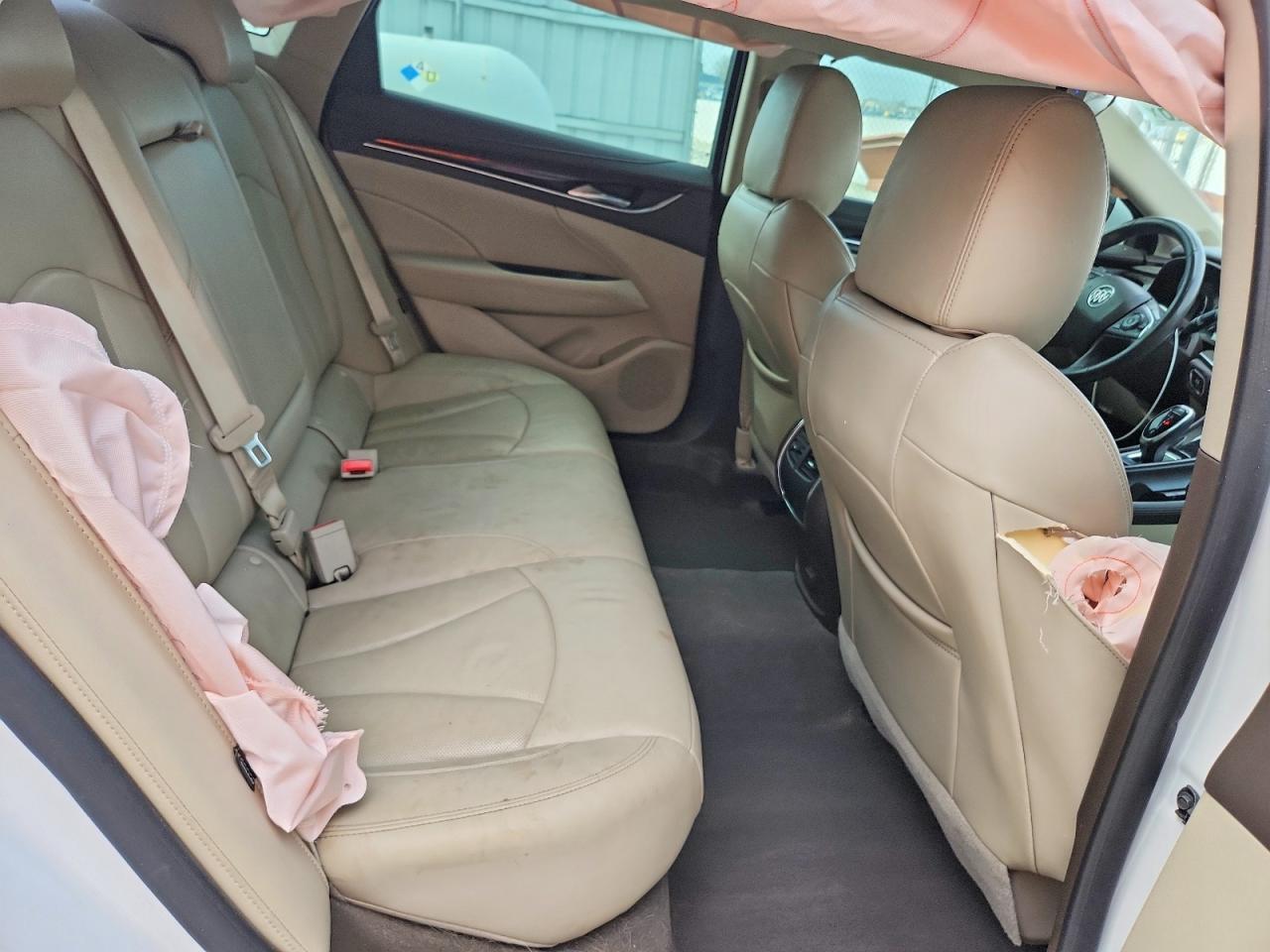 2019 Buick Lacrosse Essence White vin: 1G4ZR5SS8KU114893