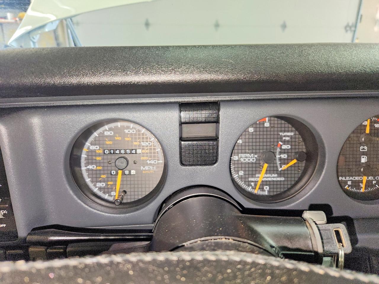 1989 Pontiac Firebird Trans Am White vin: 1G5FW2176KL243126