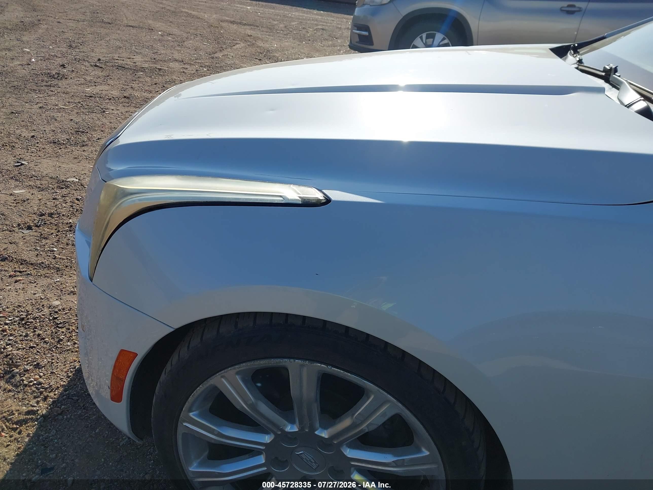 2015 Cadillac Ats Standard Белый vin: 1G6AA1RXXF0123601