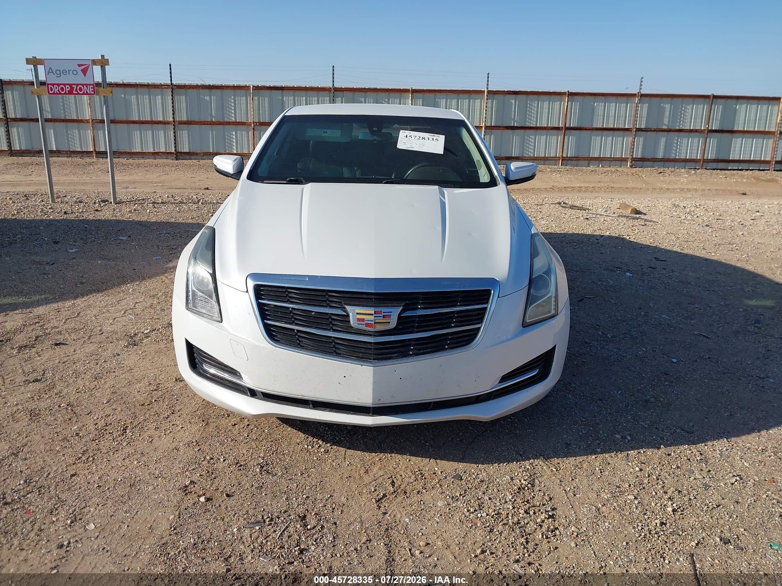 2015 Cadillac Ats Standard Белый vin: 1G6AA1RXXF0123601