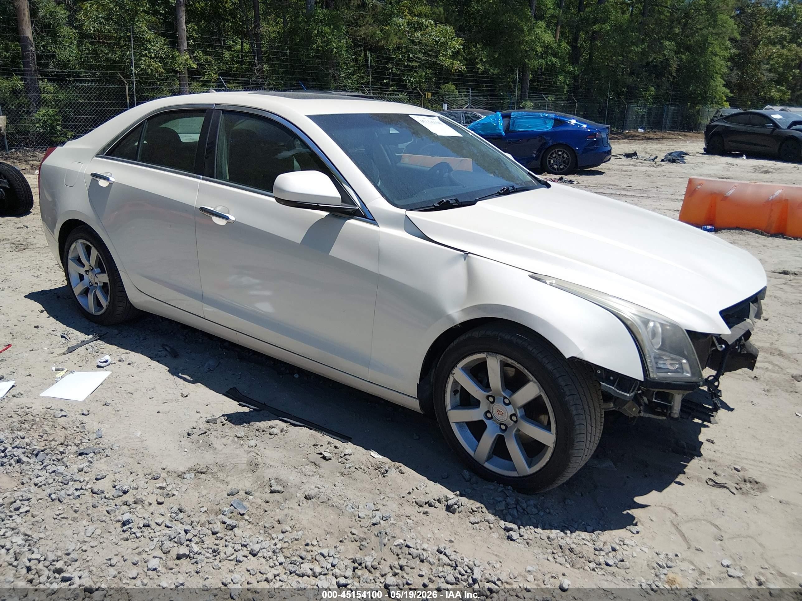 2014 Cadillac Ats Standard White vin: 1G6AA5RA0E0155037