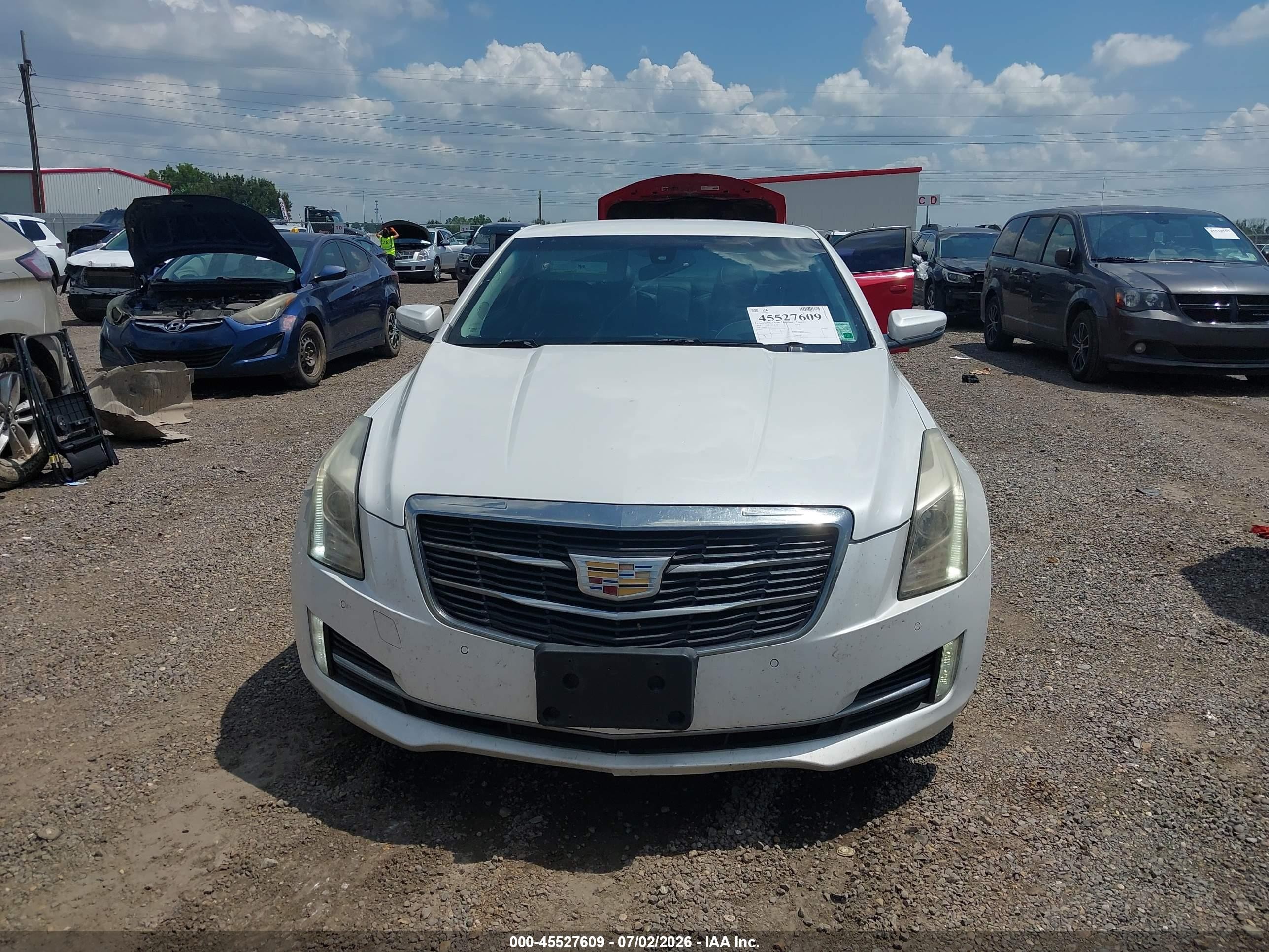 2015 Cadillac Ats Luxury White vin: 1G6AB1R39F0137130