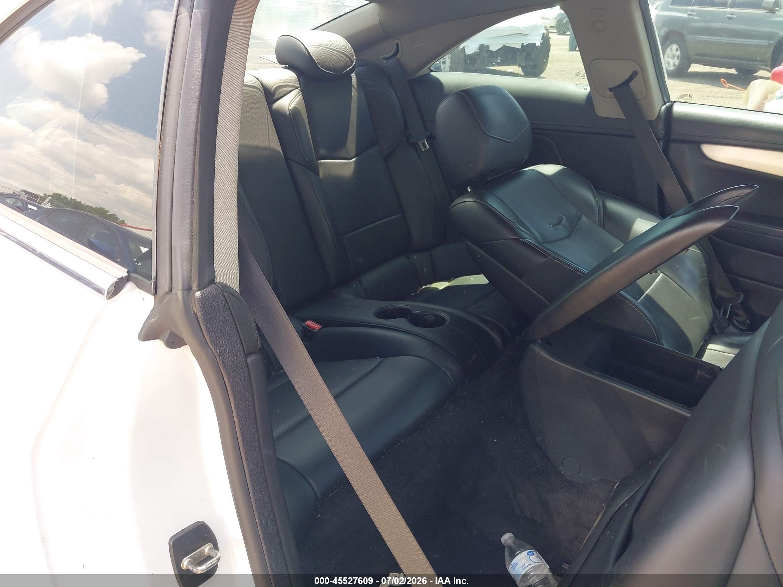 2015 Cadillac Ats Luxury White vin: 1G6AB1R39F0137130