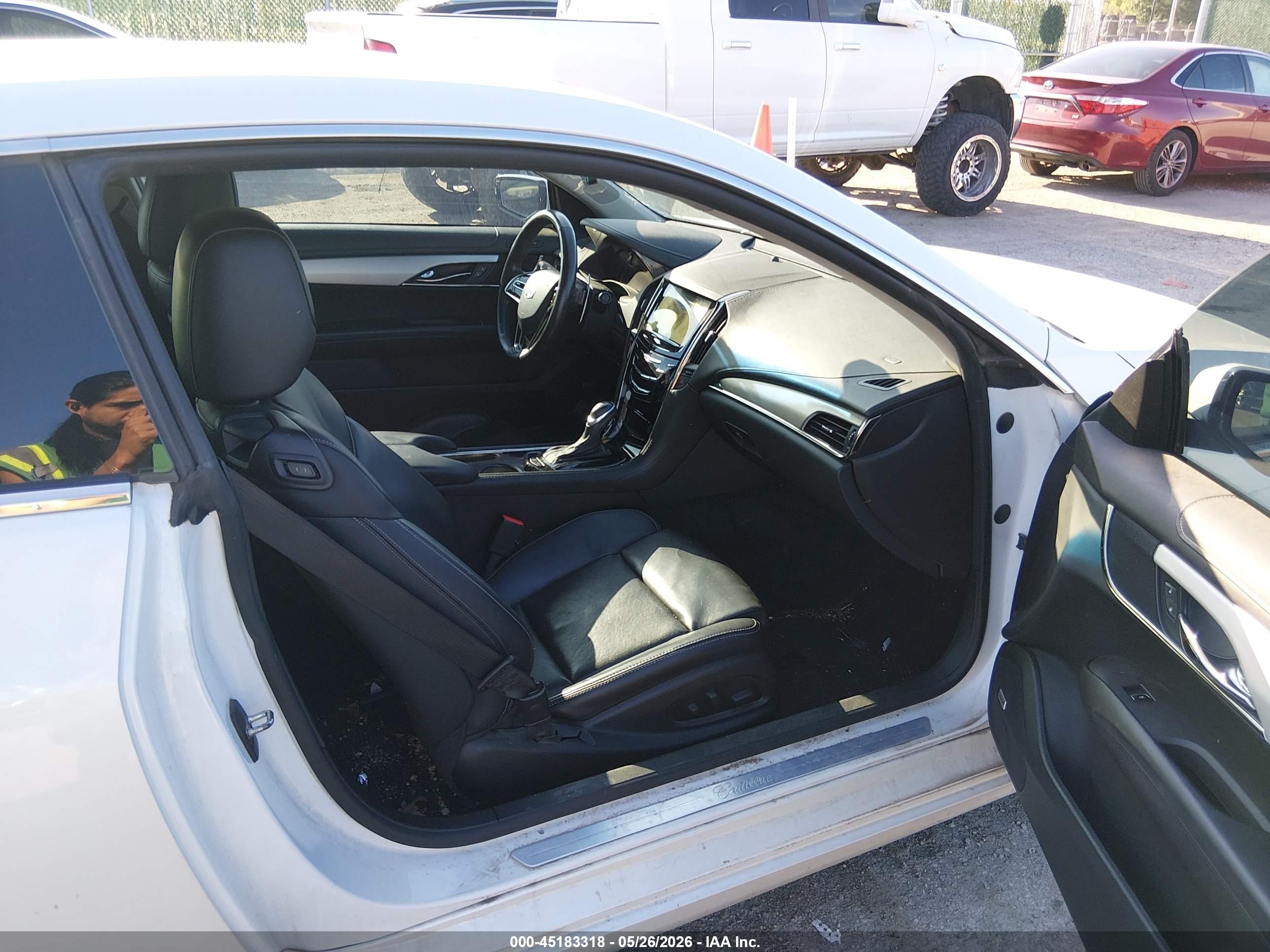 2015 Cadillac Ats Luxury White vin: 1G6AB1RX5F0114379