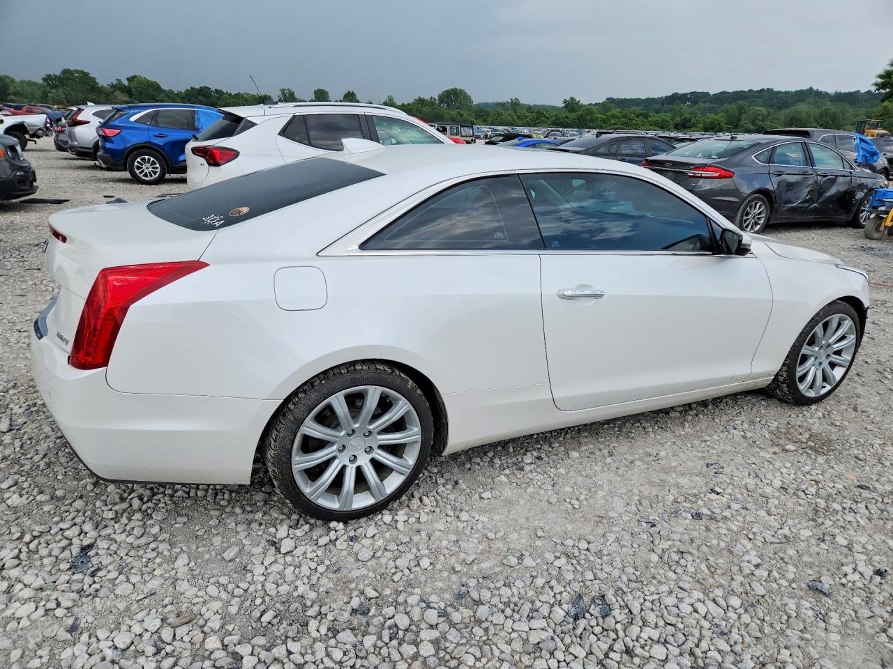 2015 Cadillac Ats Luxury White vin: 1G6AB1RX7F0125335