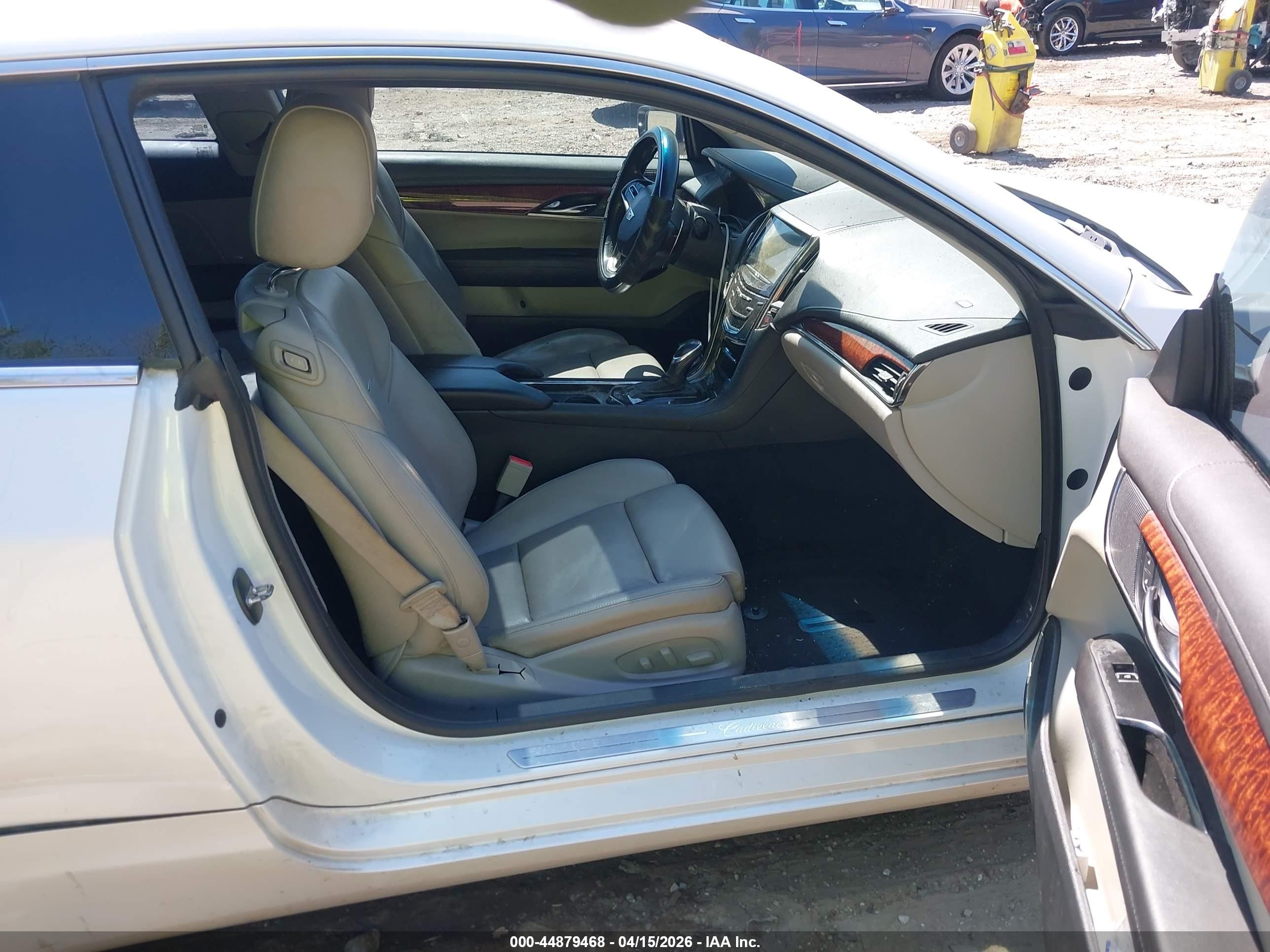 2015 Cadillac Ats Luxury White vin: 1G6AB1RX8F0127711