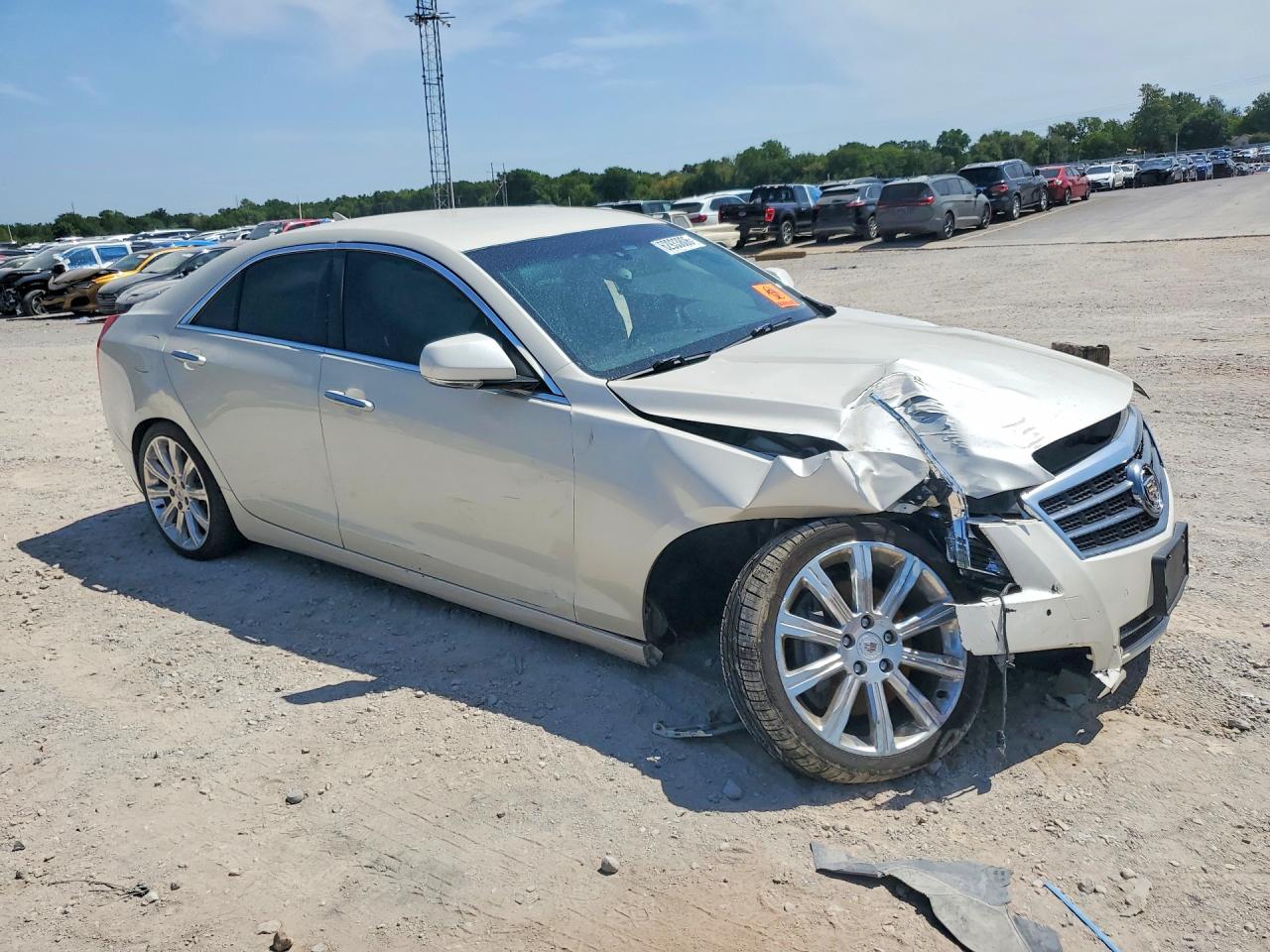 2014 Cadillac Ats Luxury White vin: 1G6AB5R38E0108675