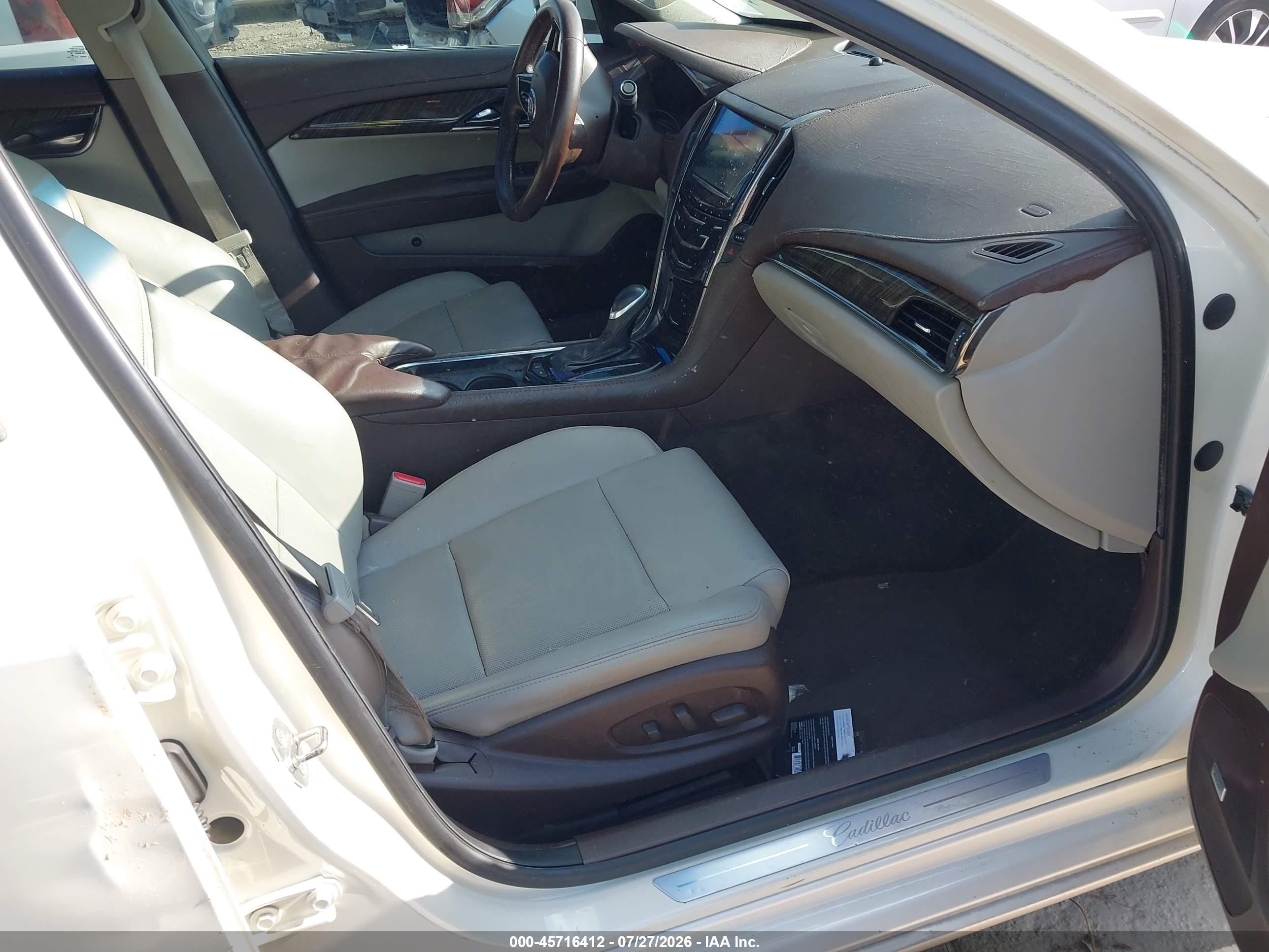2014 Cadillac Ats Luxury White vin: 1G6AB5RA1E0155058