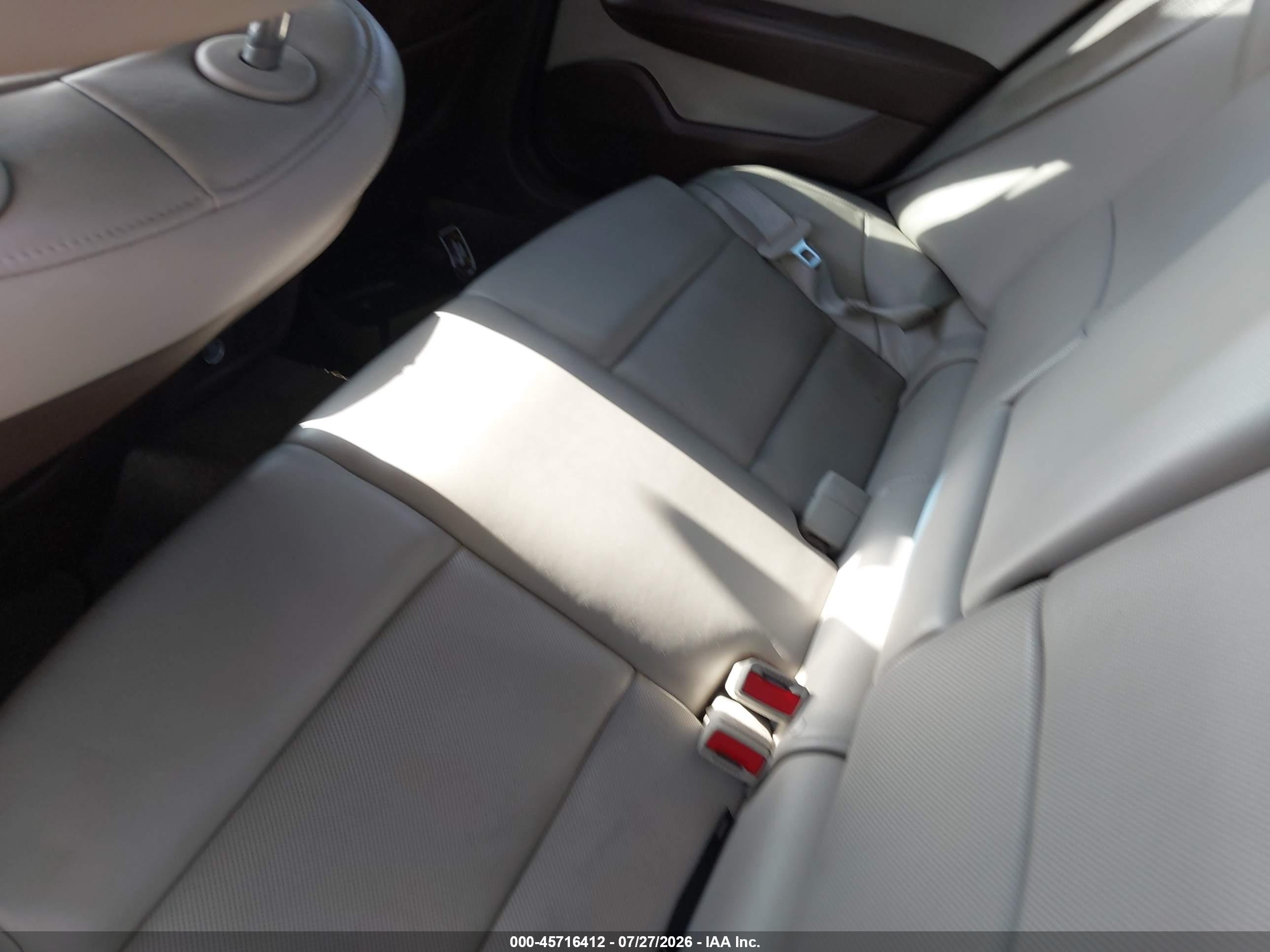 2014 Cadillac Ats Luxury White vin: 1G6AB5RA1E0155058