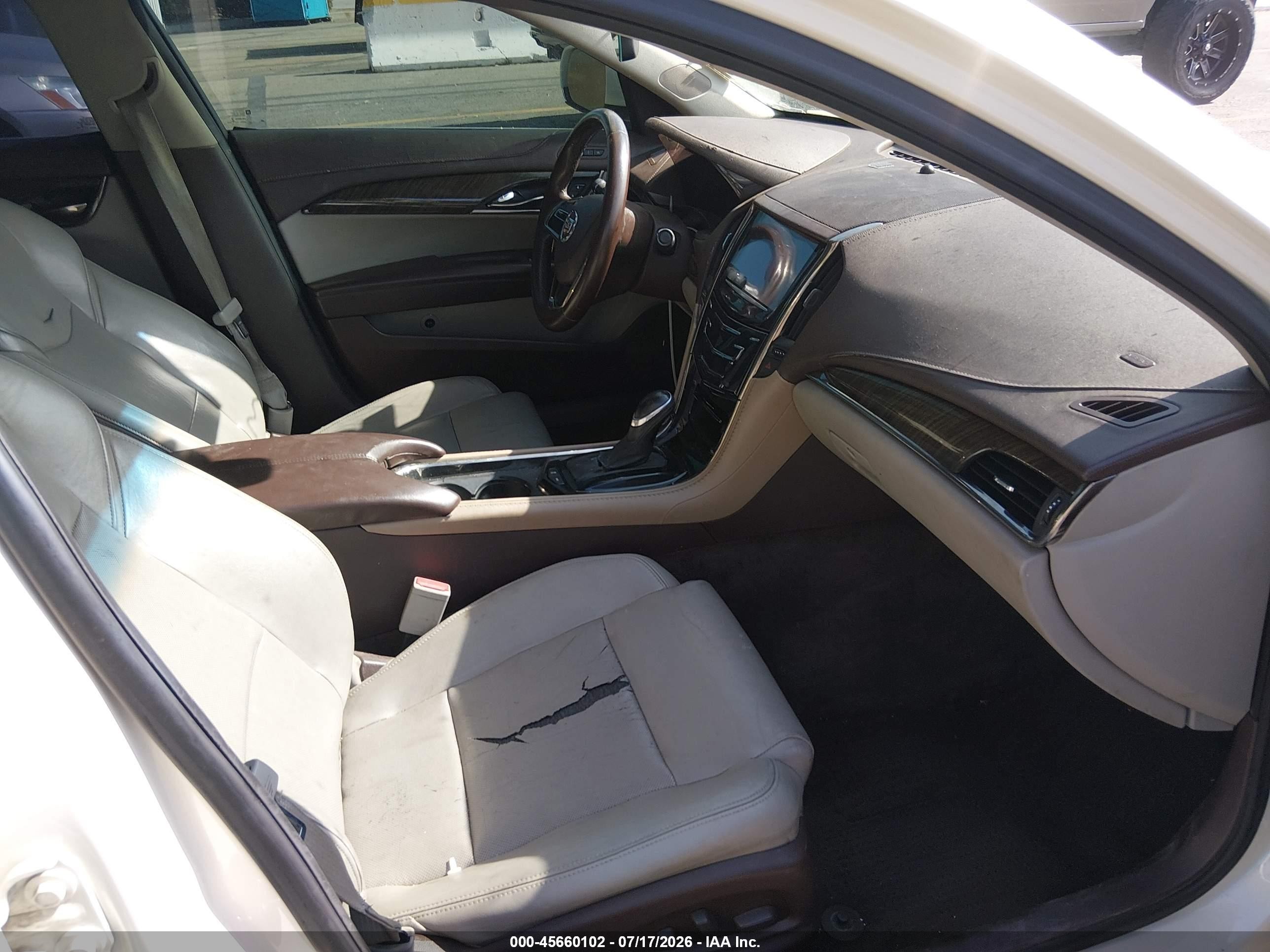 2014 Cadillac Ats Luxury White vin: 1G6AB5RA2E0161273