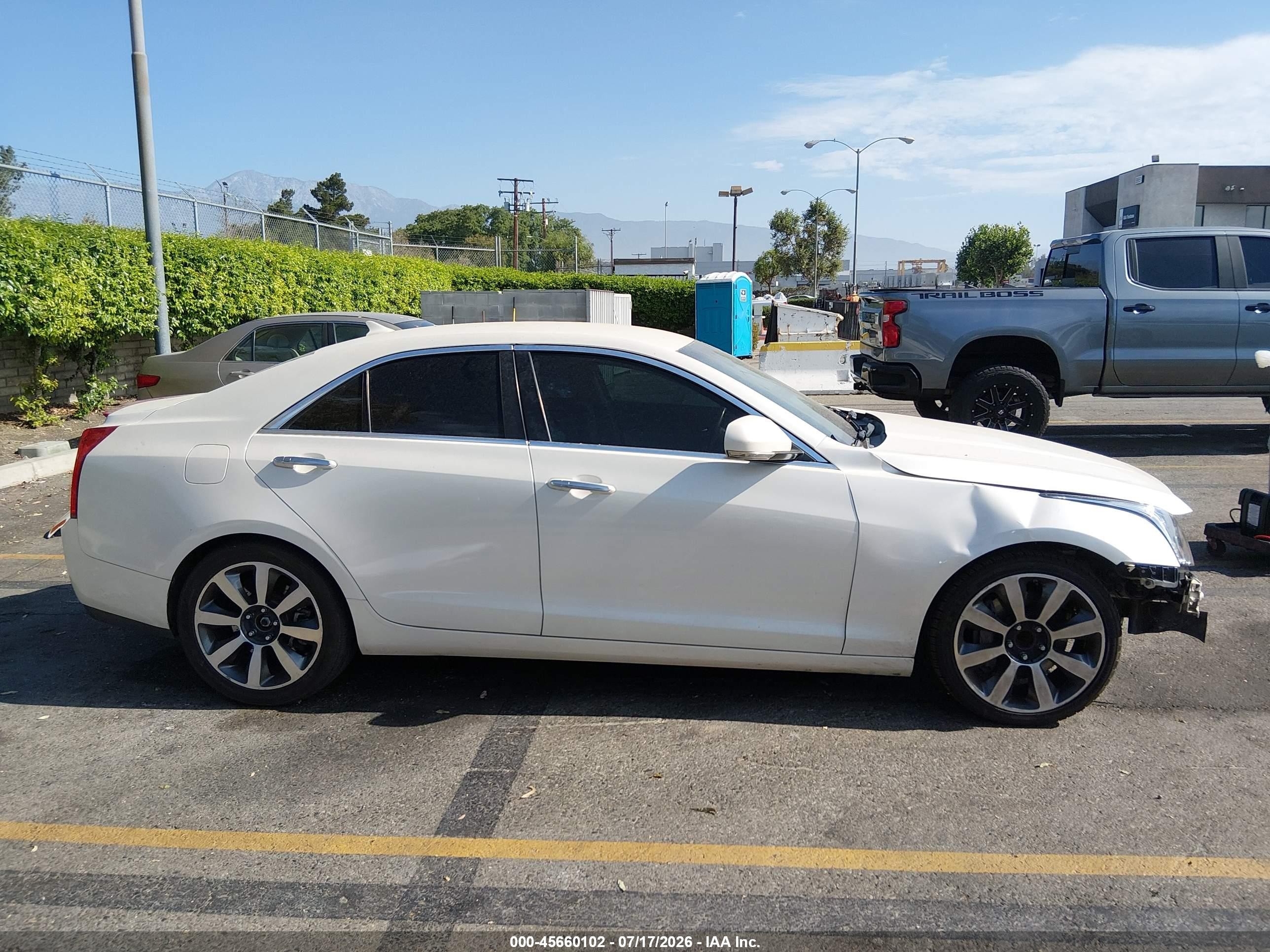 2014 Cadillac Ats Luxury White vin: 1G6AB5RA2E0161273