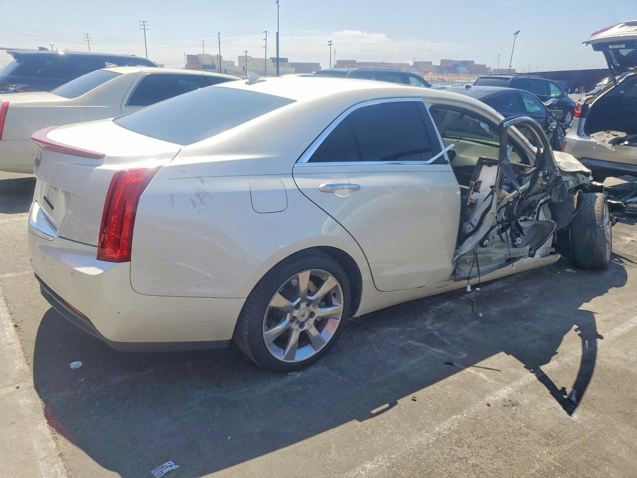 2014 Cadillac Ats Luxury White vin: 1G6AB5RA2E0185590