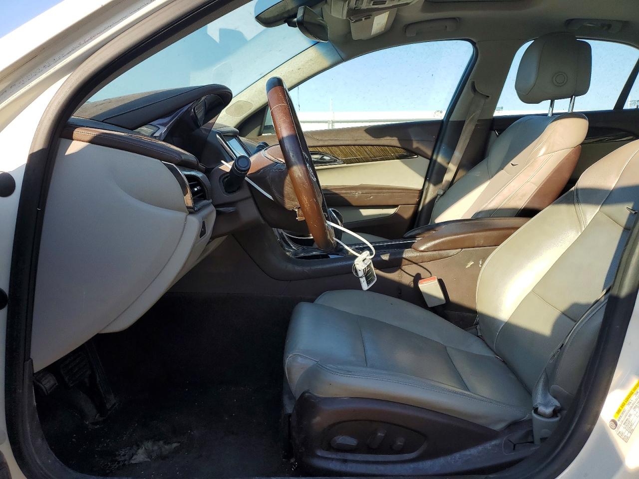 2014 Cadillac Ats Luxury Белый vin: 1G6AB5RA3E0163386