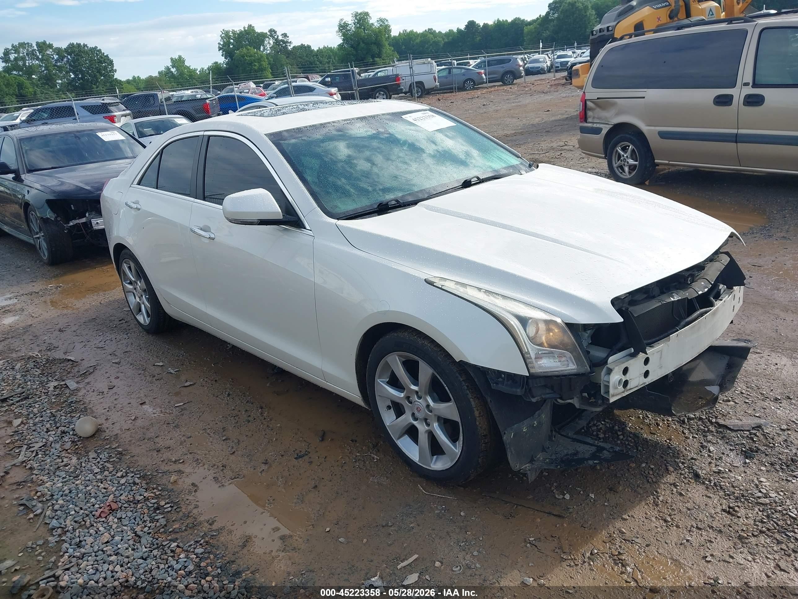 2014 Cadillac Ats Luxury Белый vin: 1G6AB5RA4E0170525