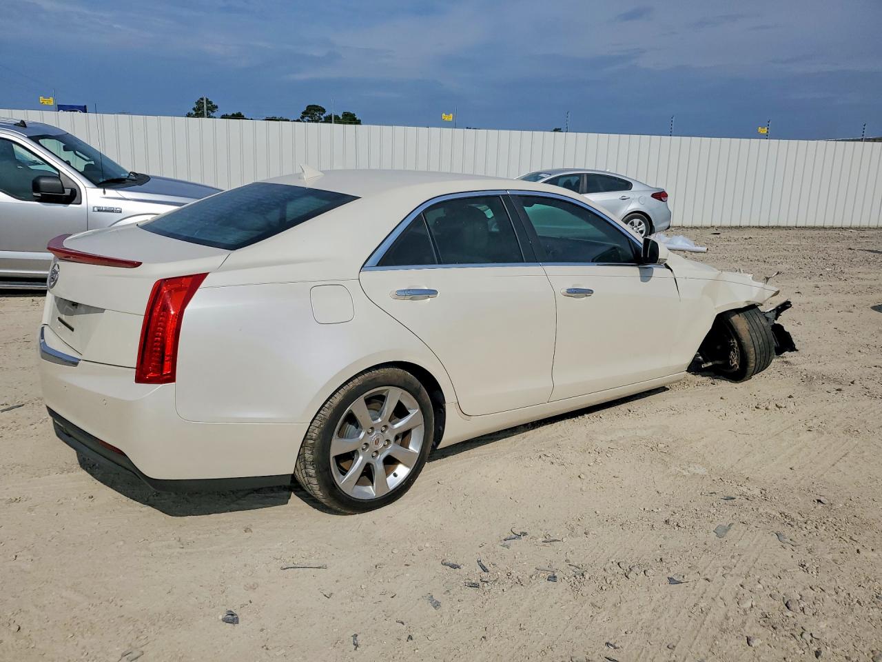 2013 Cadillac Ats Luxury Белый vin: 1G6AB5RA8D0174625