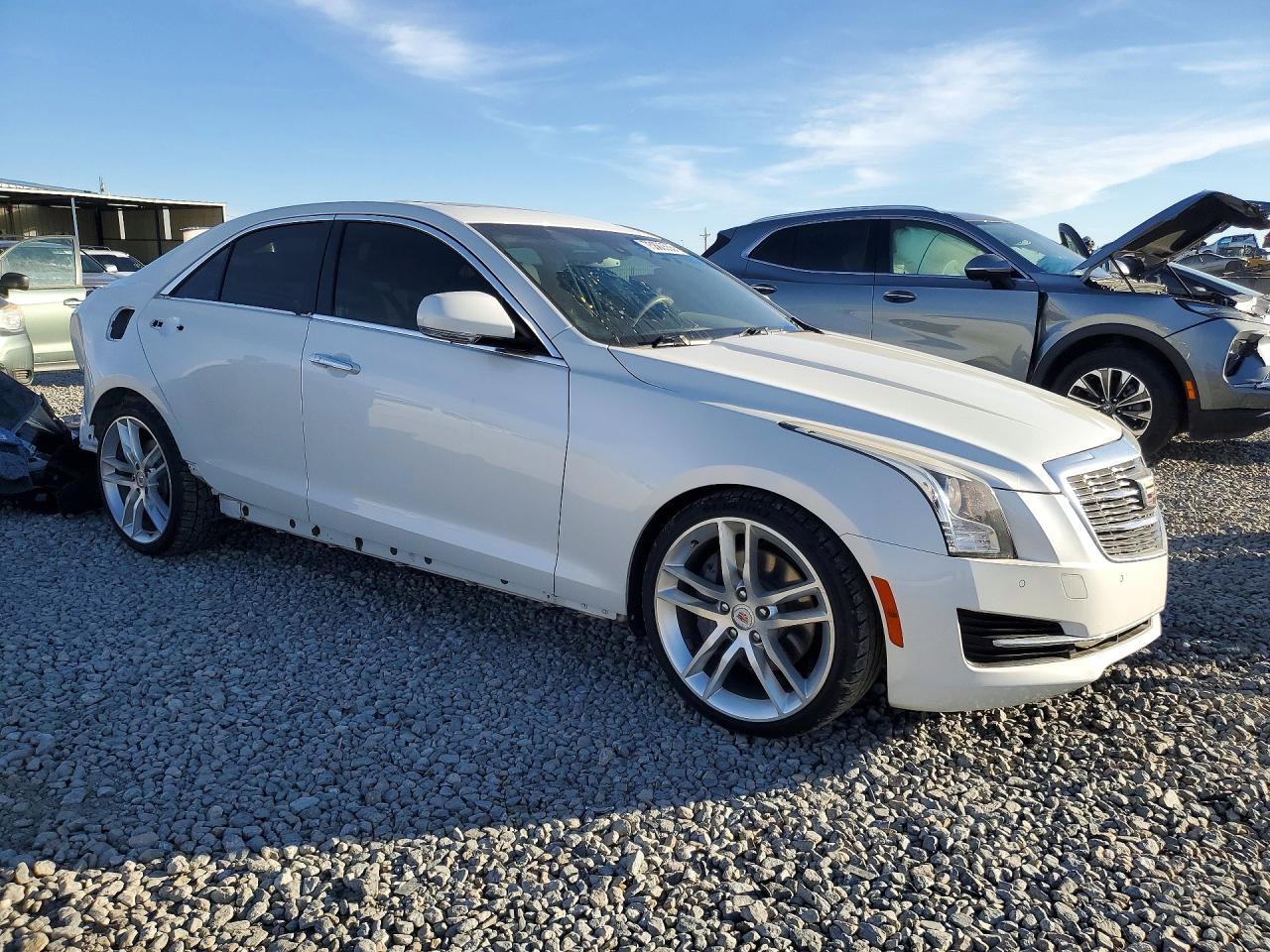 2015 Cadillac Ats Luxury White vin: 1G6AB5RX5F0125356