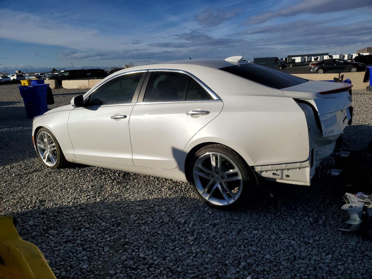 2015 Cadillac Ats Luxury White vin: 1G6AB5RX5F0125356