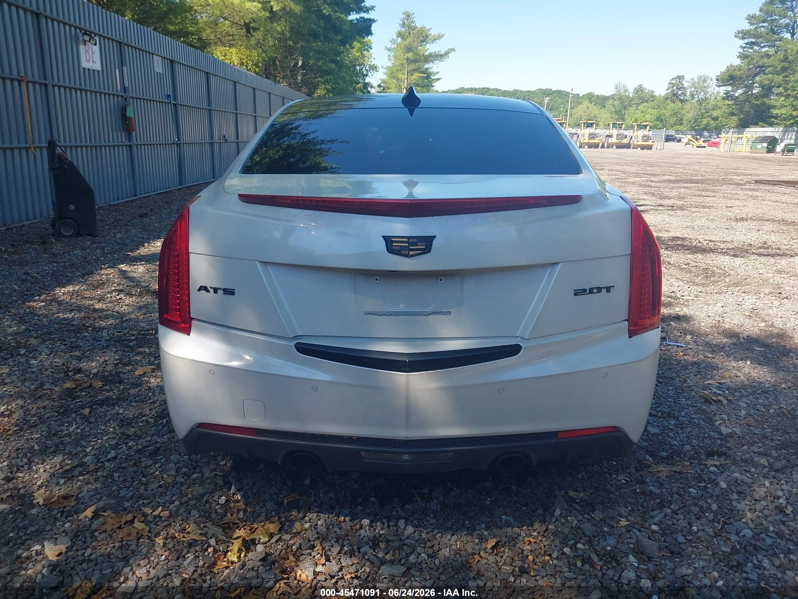 2015 Cadillac Ats Luxury White vin: 1G6AB5RX8F0105537