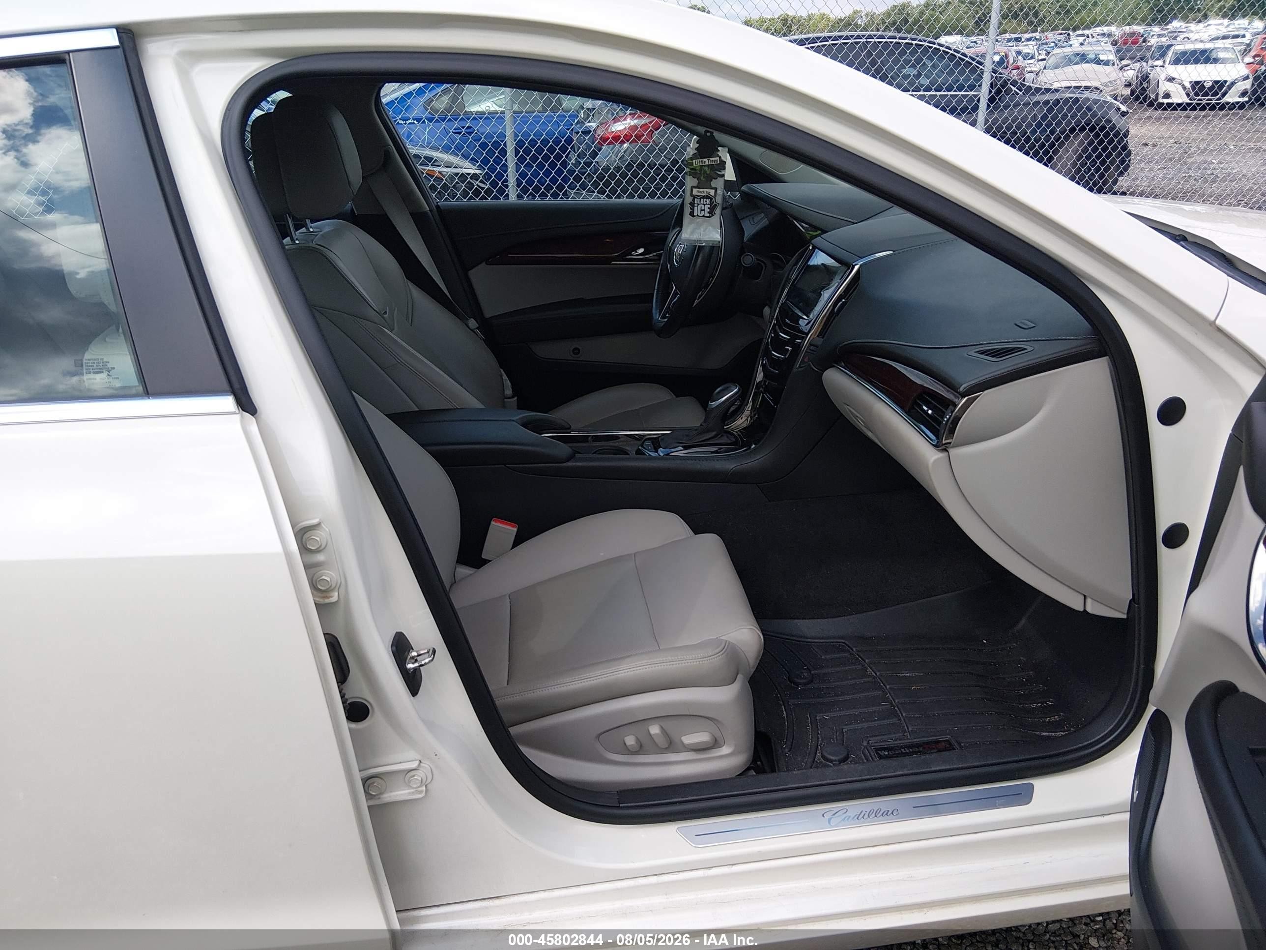 2014 Cadillac Ats Luxury White vin: 1G6AB5RX9E0107862