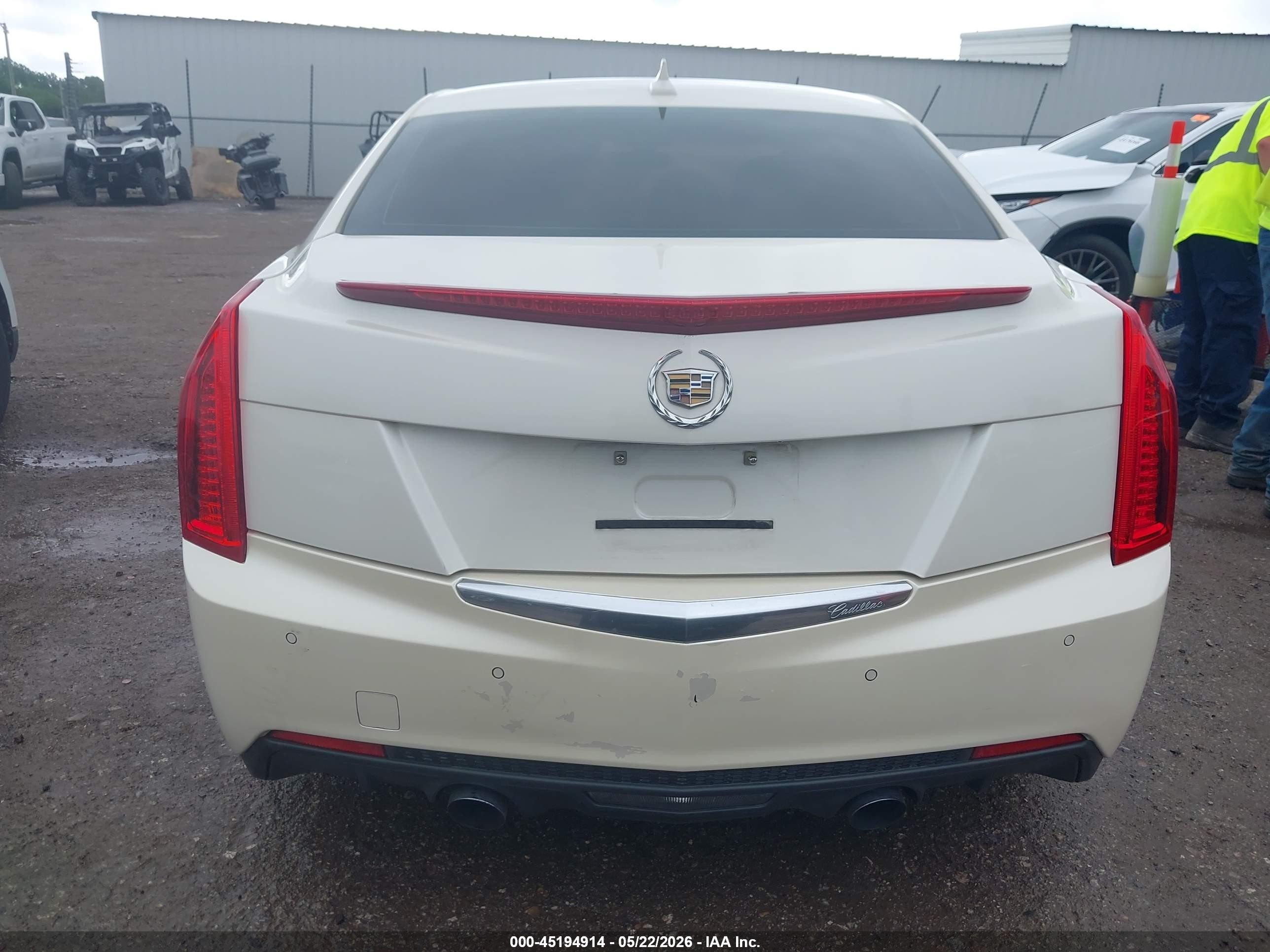 2014 Cadillac Ats Luxury White vin: 1G6AB5RX9E0152882