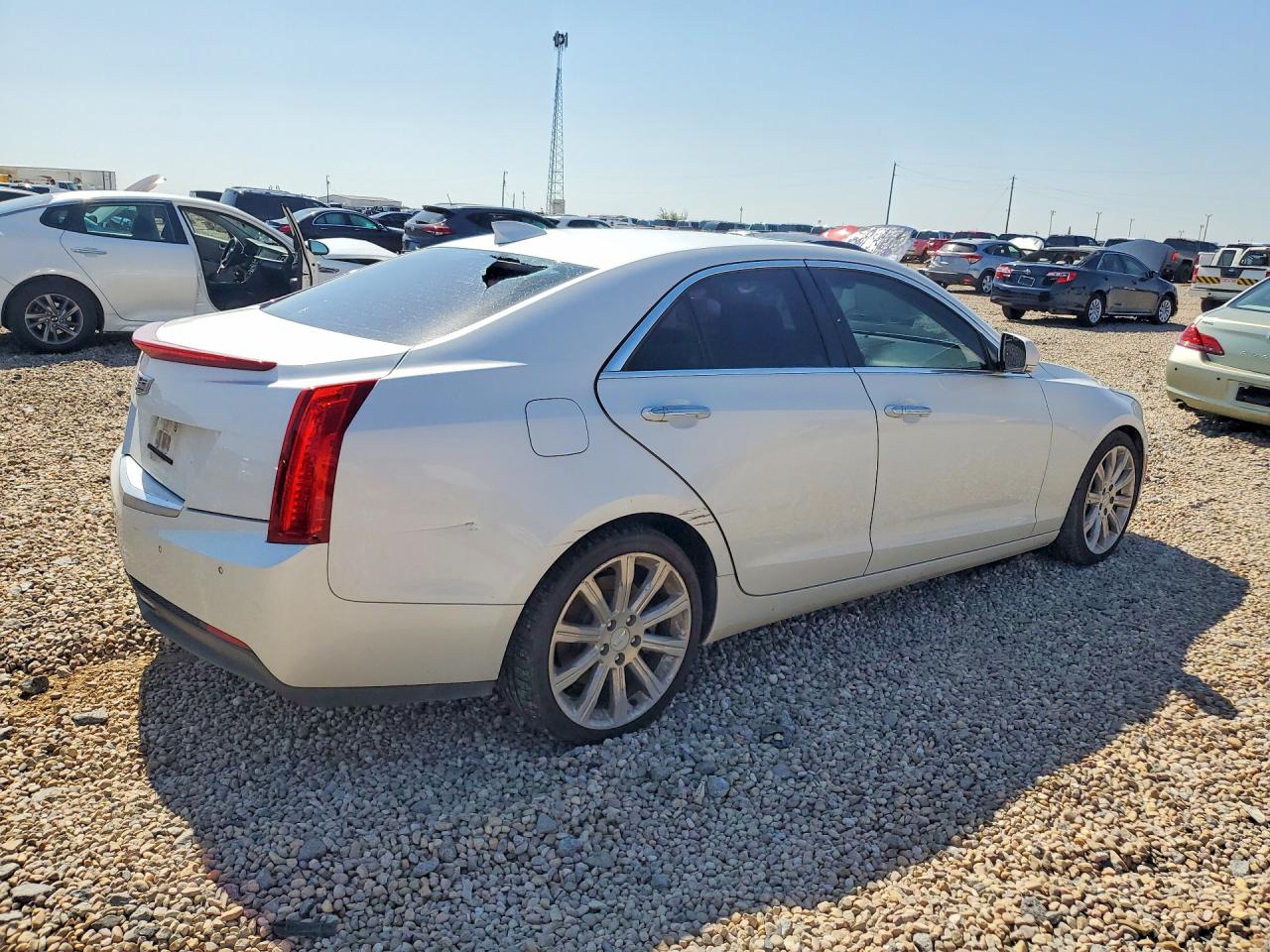 2015 Cadillac Ats Luxury White vin: 1G6AB5SA2F0137583