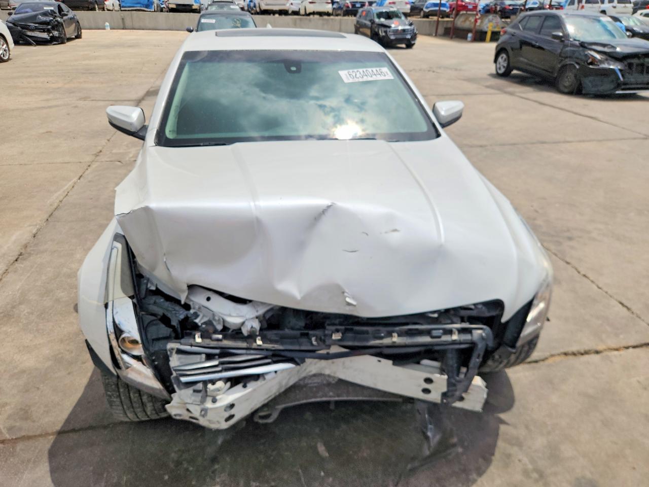2018 Cadillac Ats White vin: 1G6AE1RX8J0130642