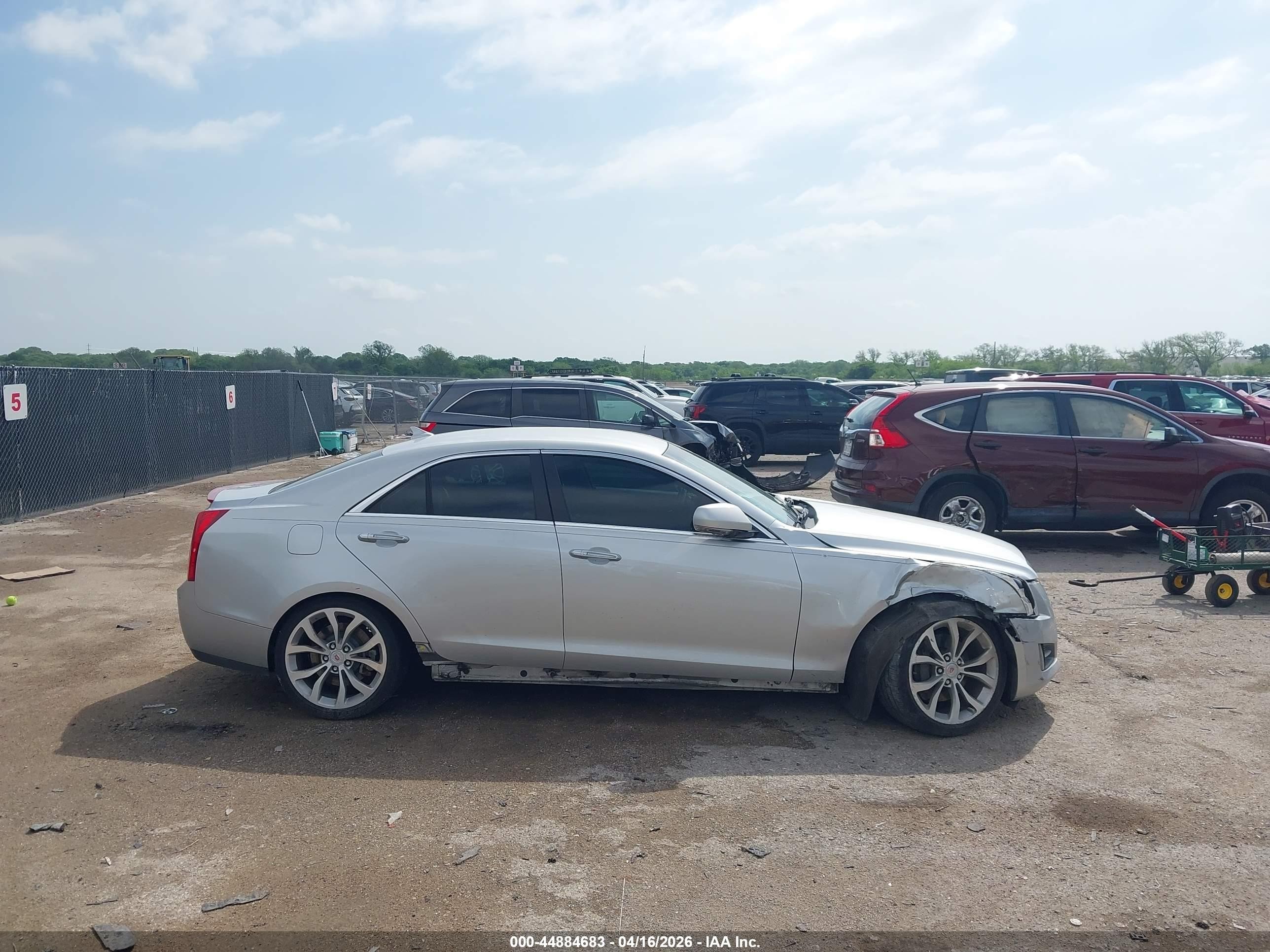 2014 Cadillac Ats Premium Серебряный vin: 1G6AE5SX8E0168931