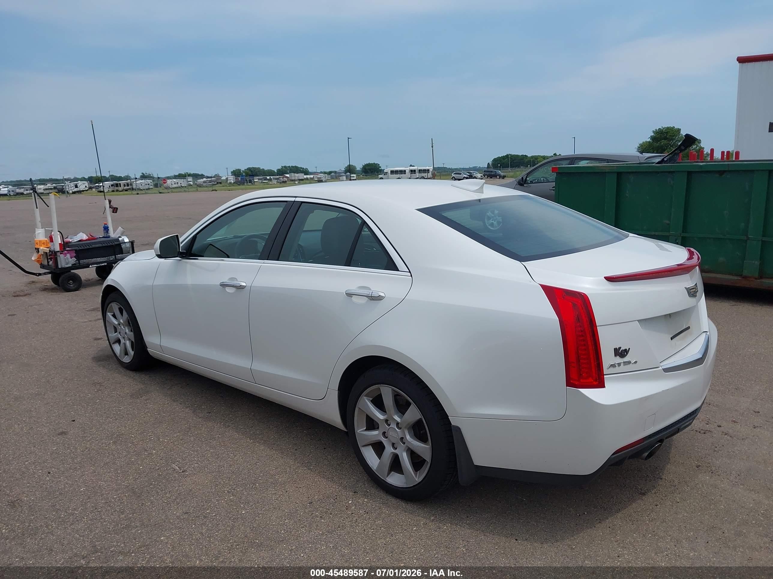 2015 Cadillac Ats Standard Белый vin: 1G6AG5RX2F0117703