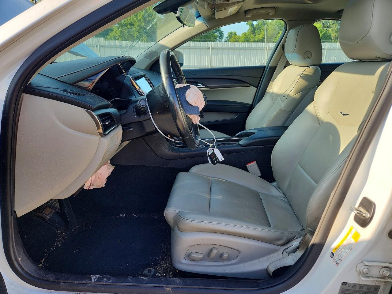 2015 Cadillac Ats Белый vin: 1G6AG5RX4F0130436