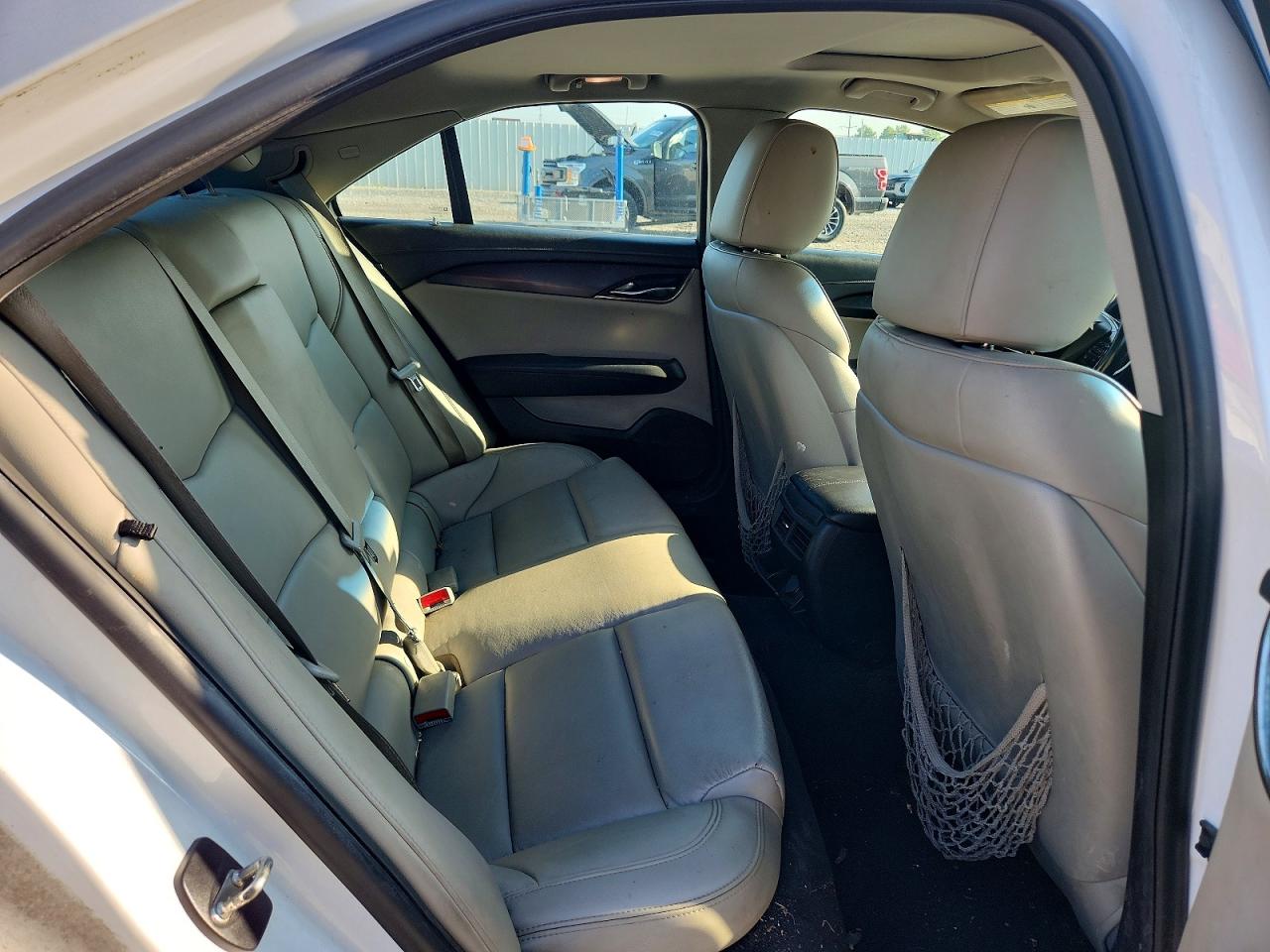 2015 Cadillac Ats Белый vin: 1G6AG5RX4F0130436