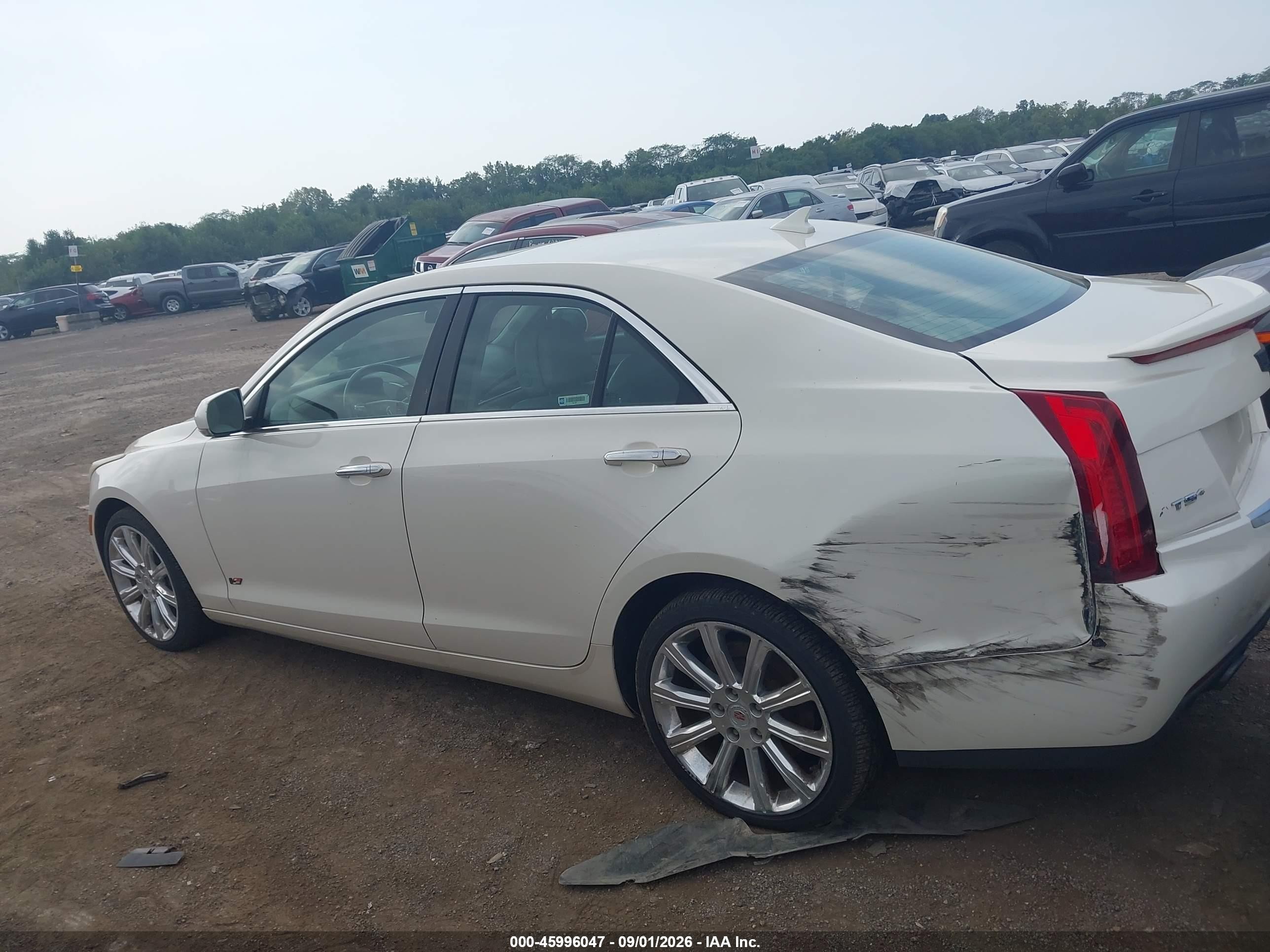 2014 Cadillac Ats Luxury Белый vin: 1G6AH5R35E0146282