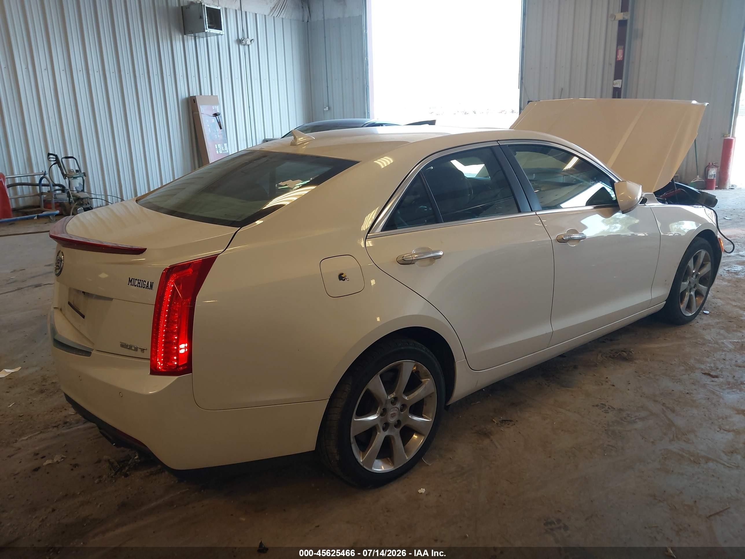 2014 Cadillac Ats Luxury White vin: 1G6AH5RX5E0104262