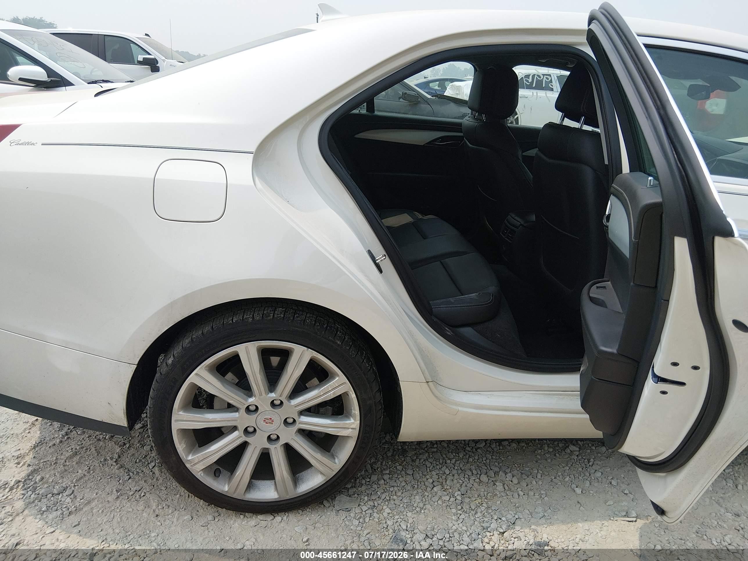 2014 Cadillac Ats Luxury White vin: 1G6AH5RX8E0186231