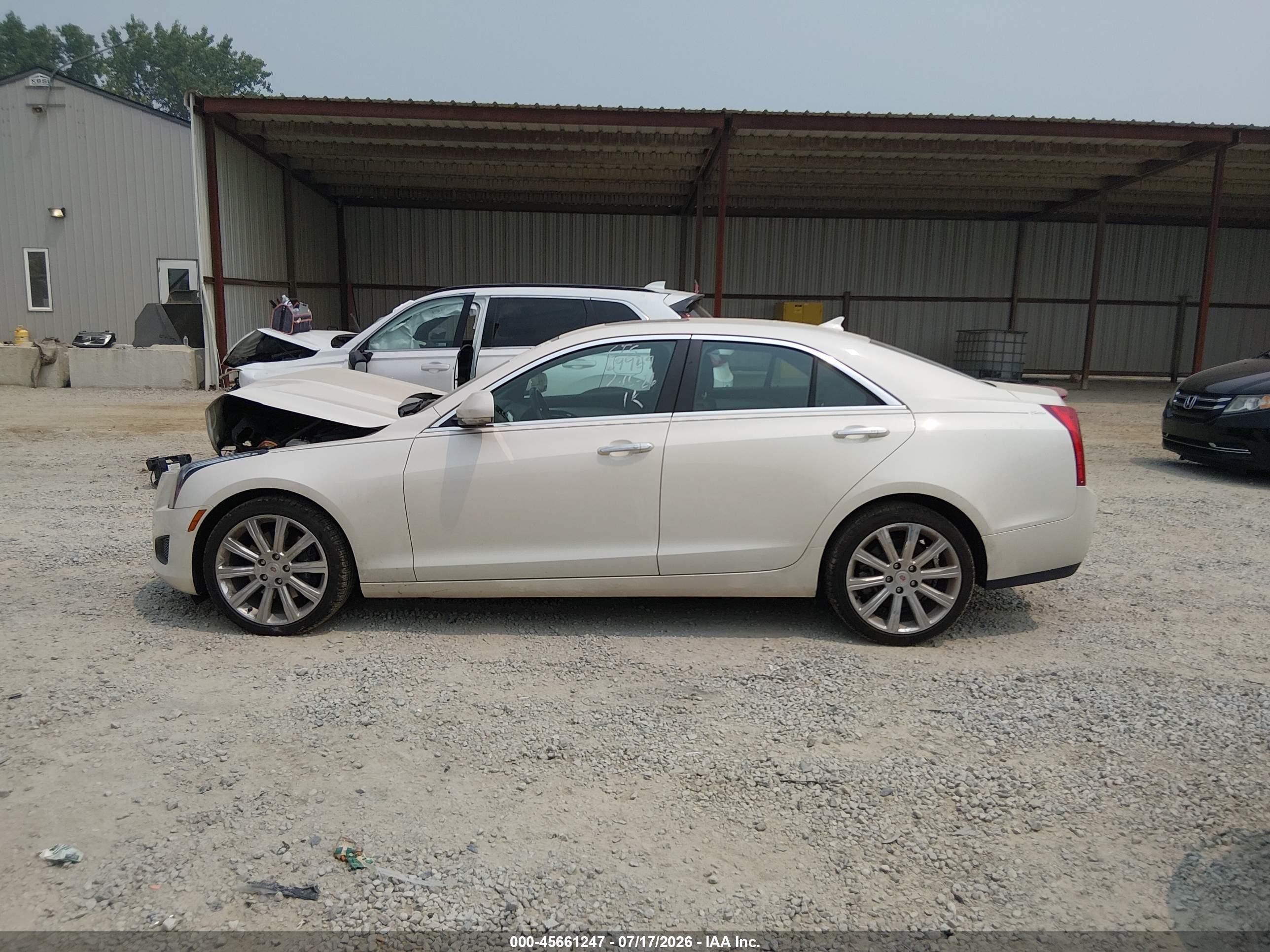 2014 Cadillac Ats Luxury White vin: 1G6AH5RX8E0186231
