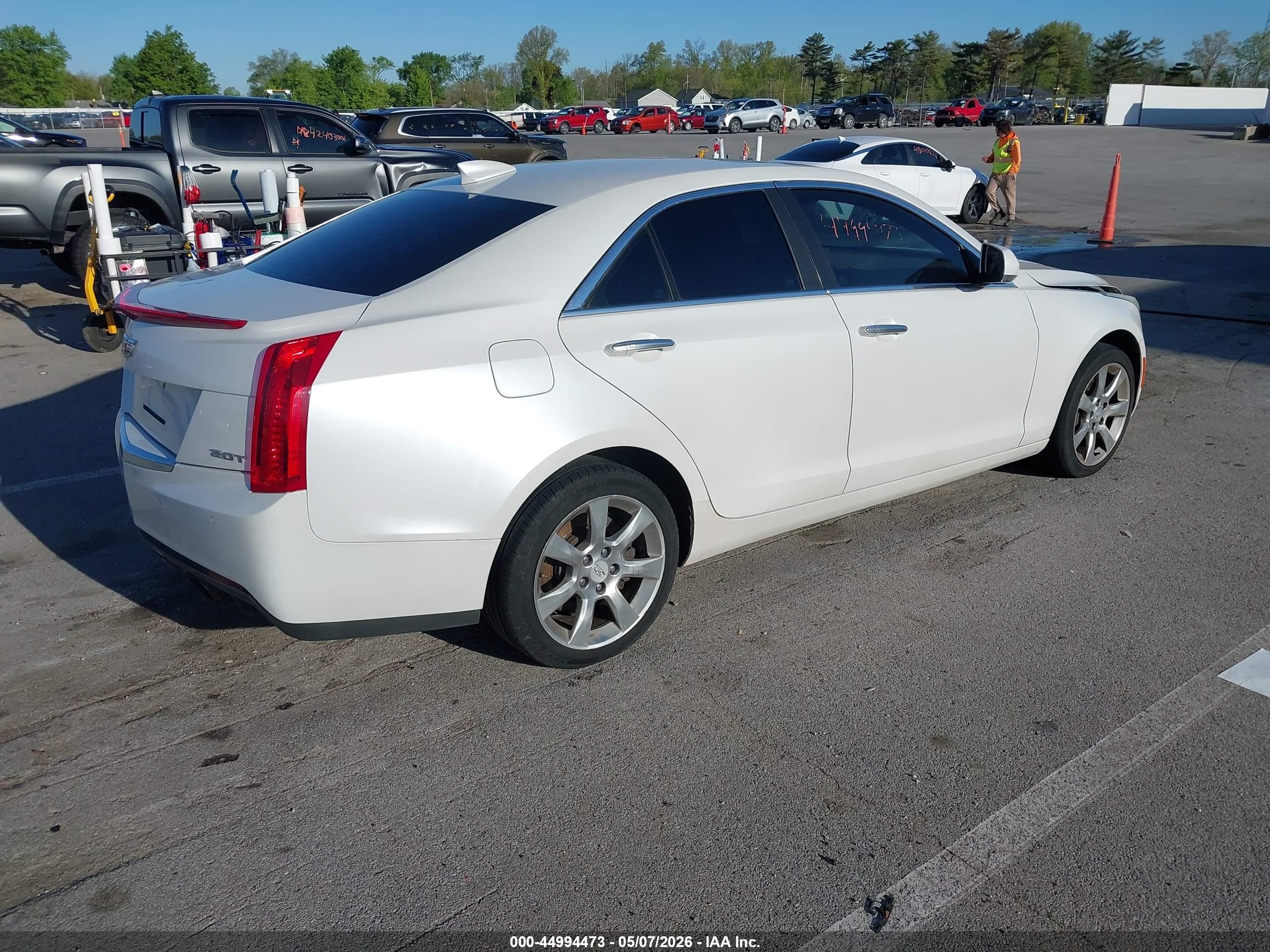 2015 Cadillac Ats Luxury White vin: 1G6AH5RX9F0106517