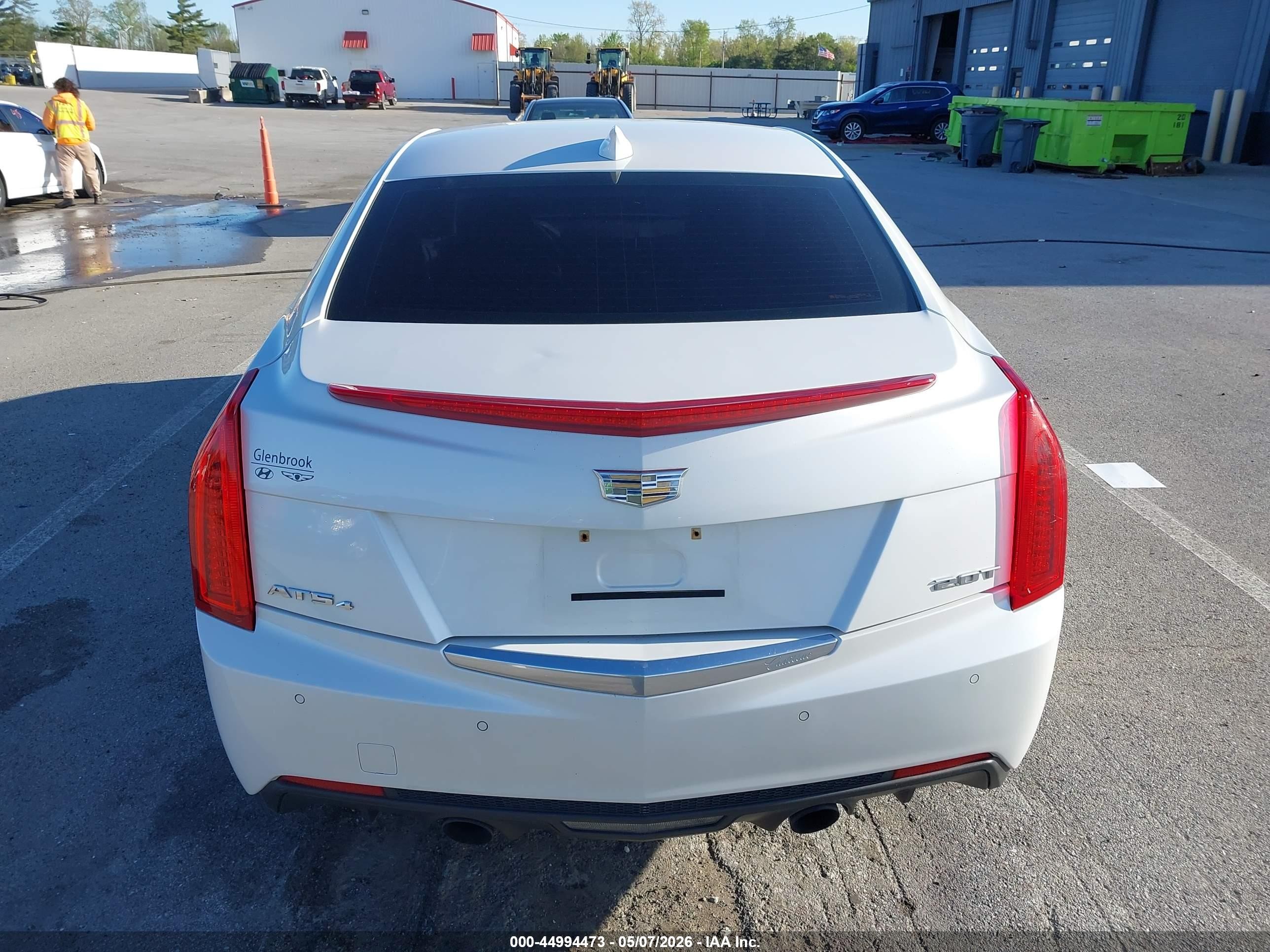 2015 Cadillac Ats Luxury White vin: 1G6AH5RX9F0106517